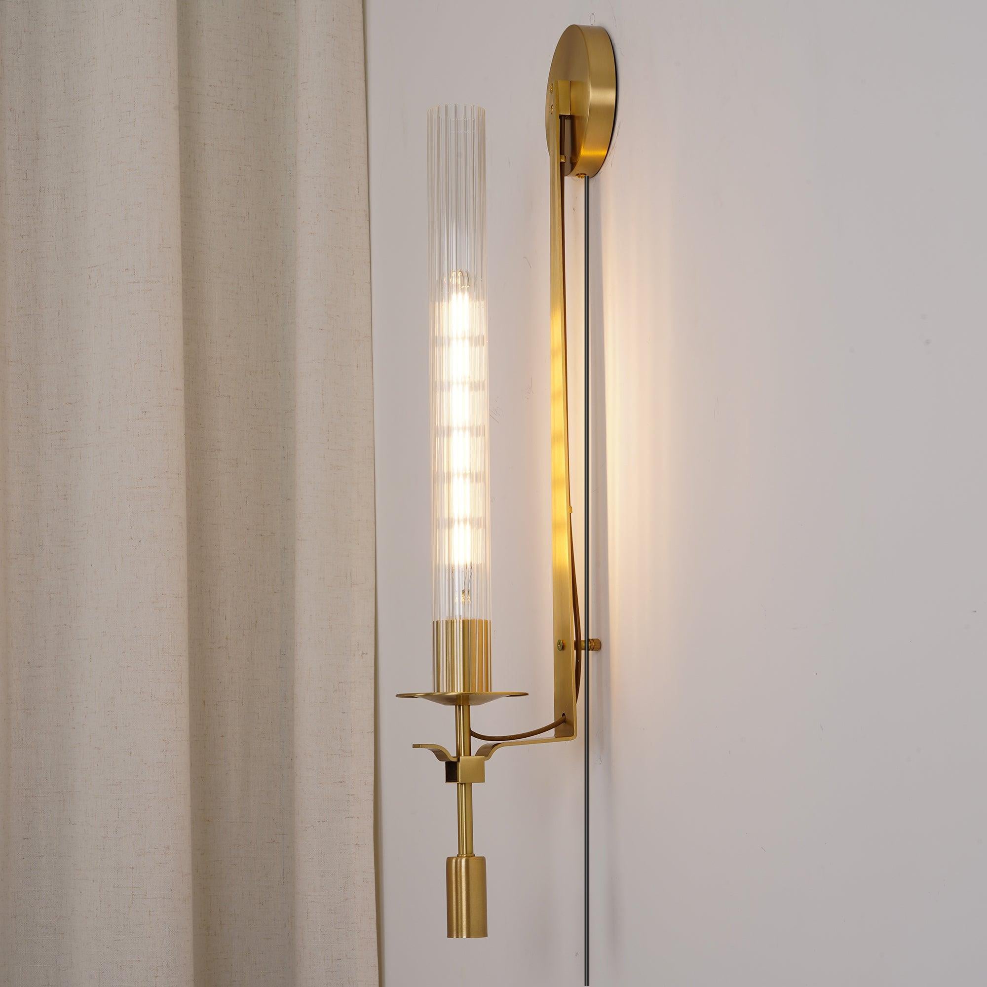Ceshaisra French Classicism Plug-in Brass Glass Wall Lamp