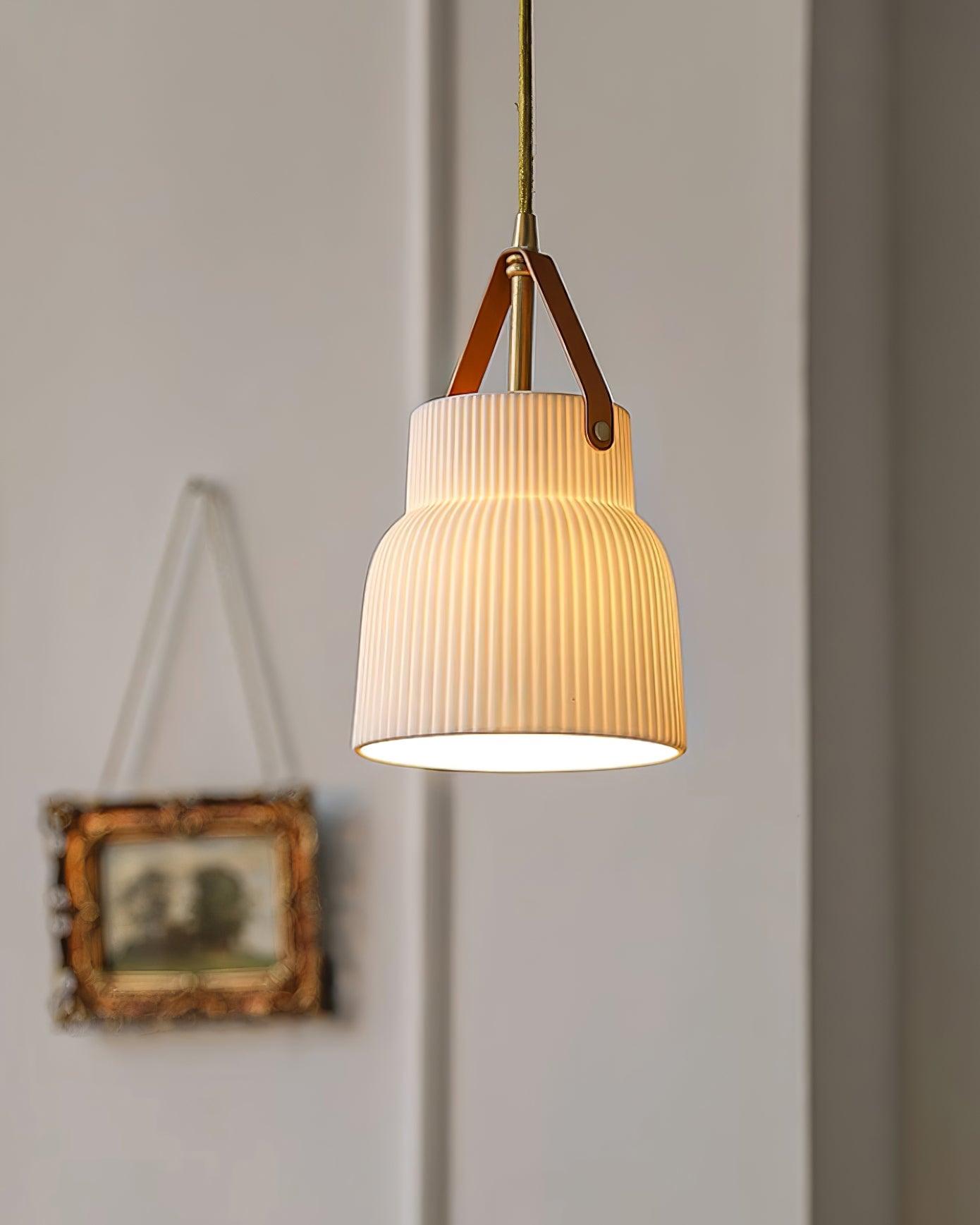 Vega Suspension Céramique Cannelée