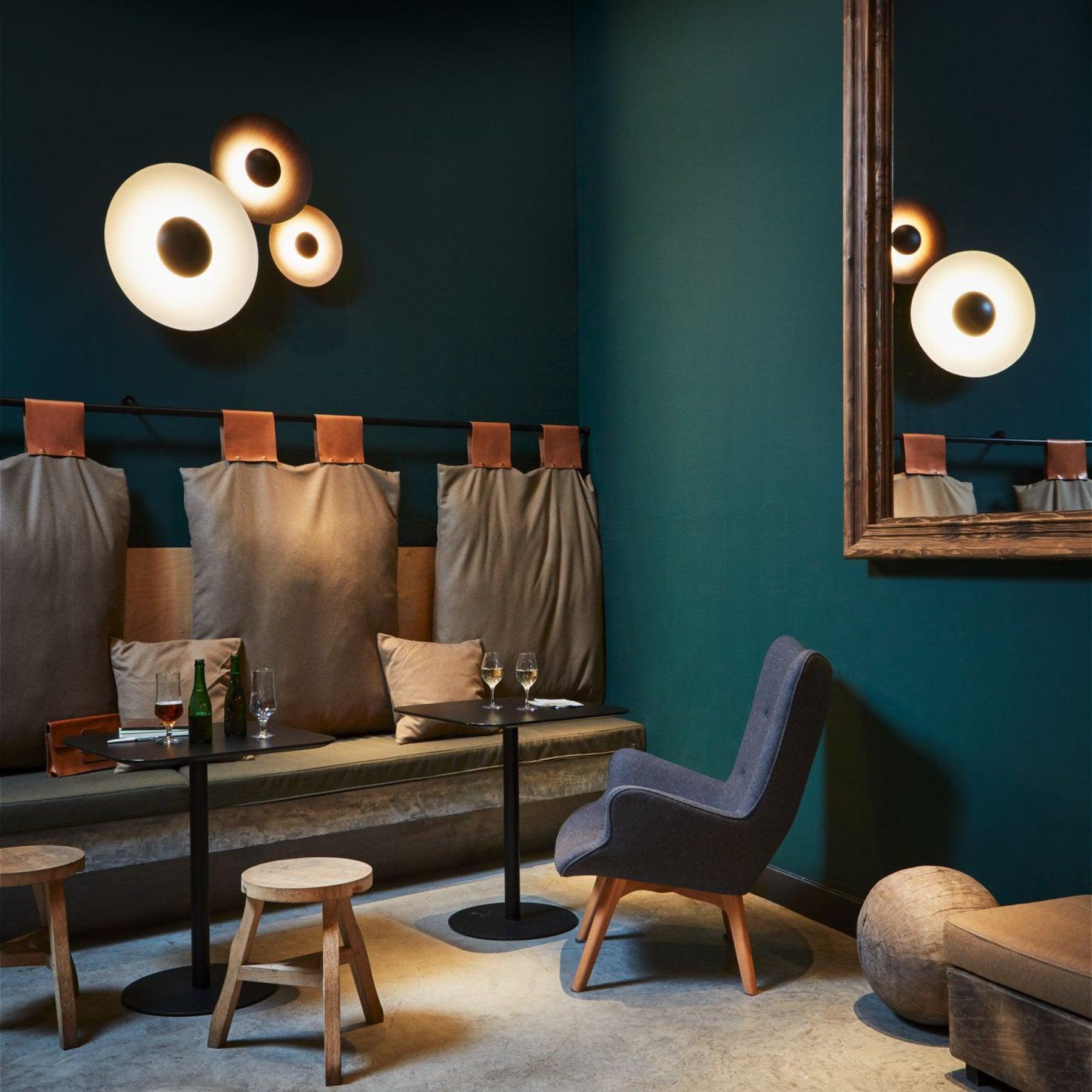Peacemaker Elegance Simplicity Glow Wall Light