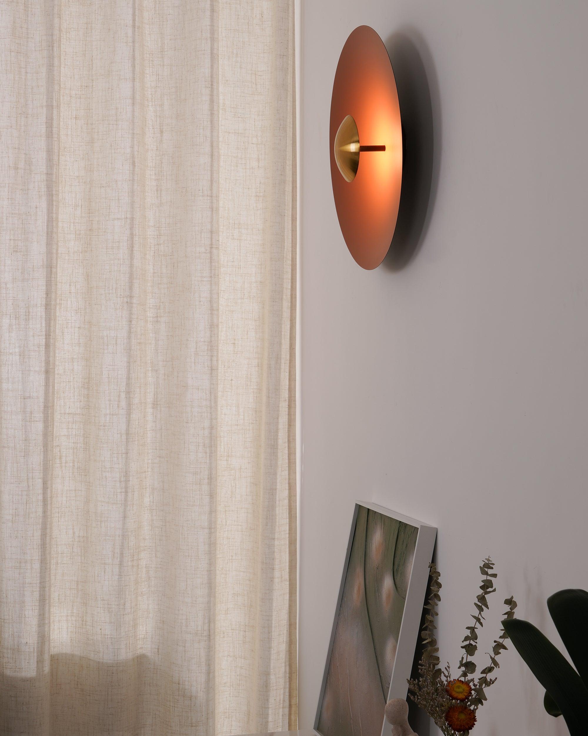 Peacemaker Elegance Simplicity Glow Wall Light