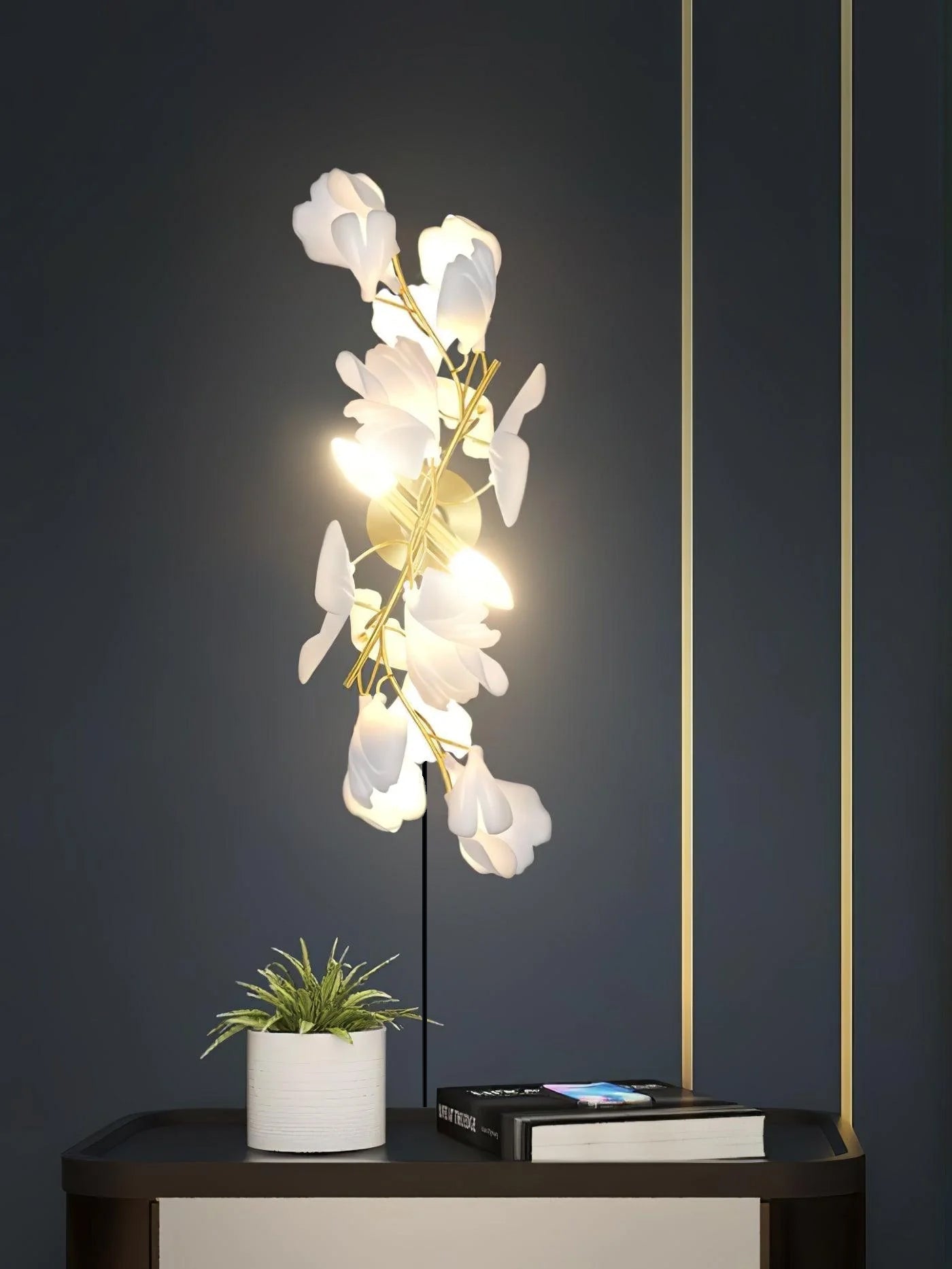 Lustra Wall Lamp Gingko Flowers Brass