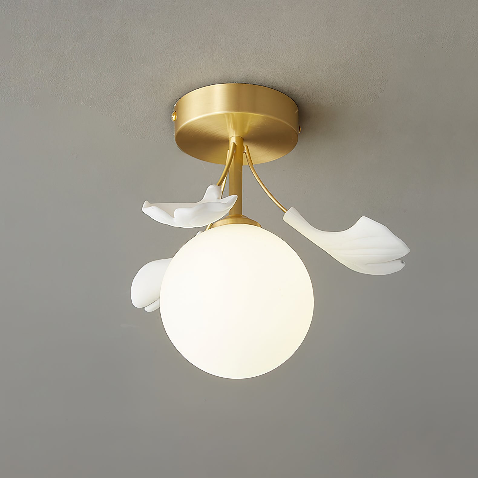 Ginkgo Rosalia Plafonnier Feuille Pétale Laiton Moderne