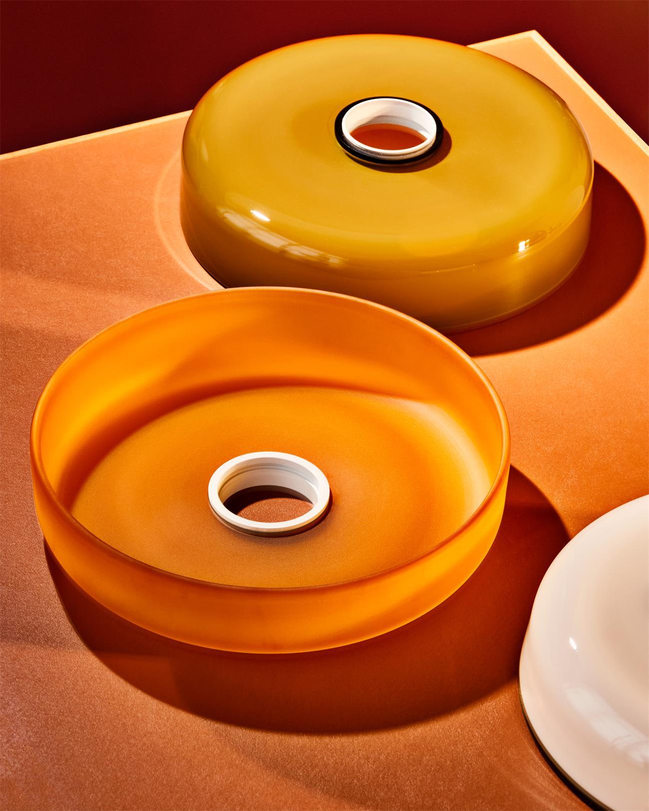 Solara Plafonnier Orange Anneau Ludique Sculptural
