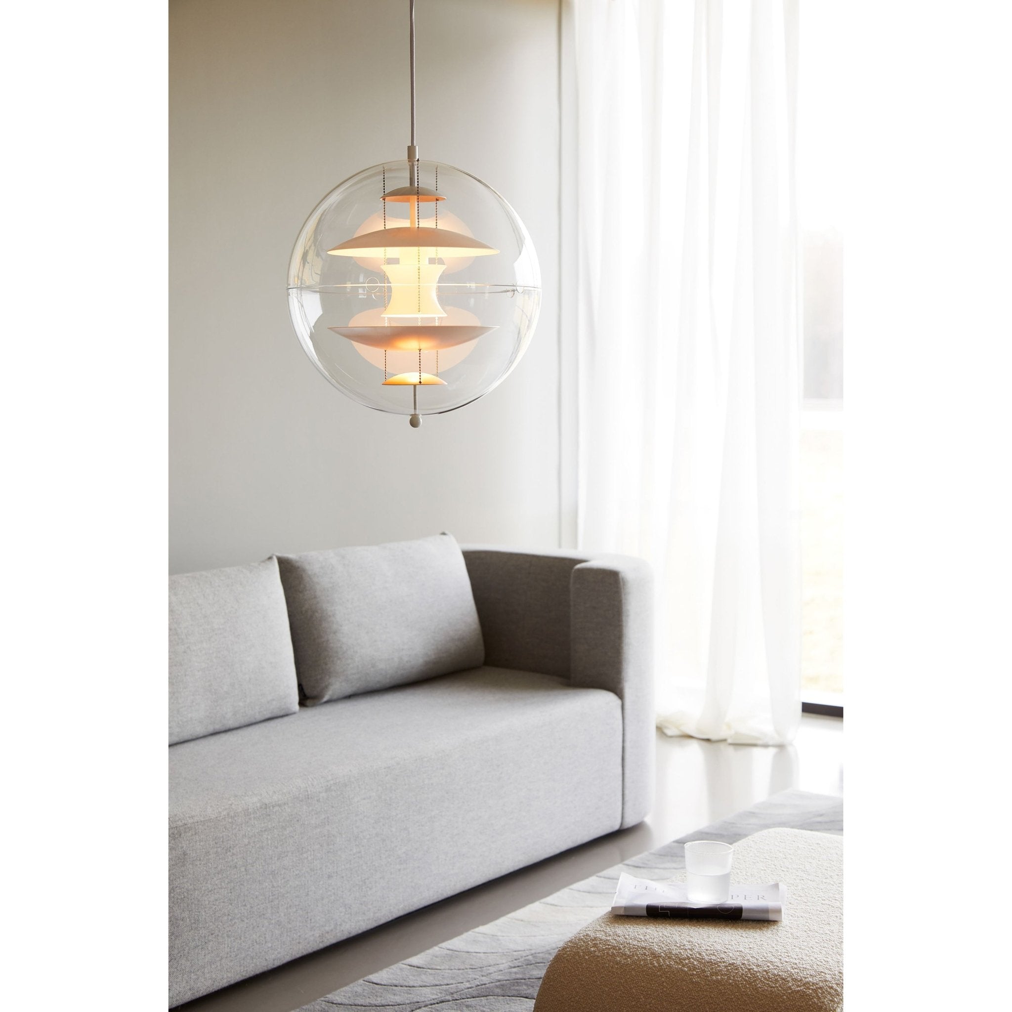 Caleca Suspension Futuriste