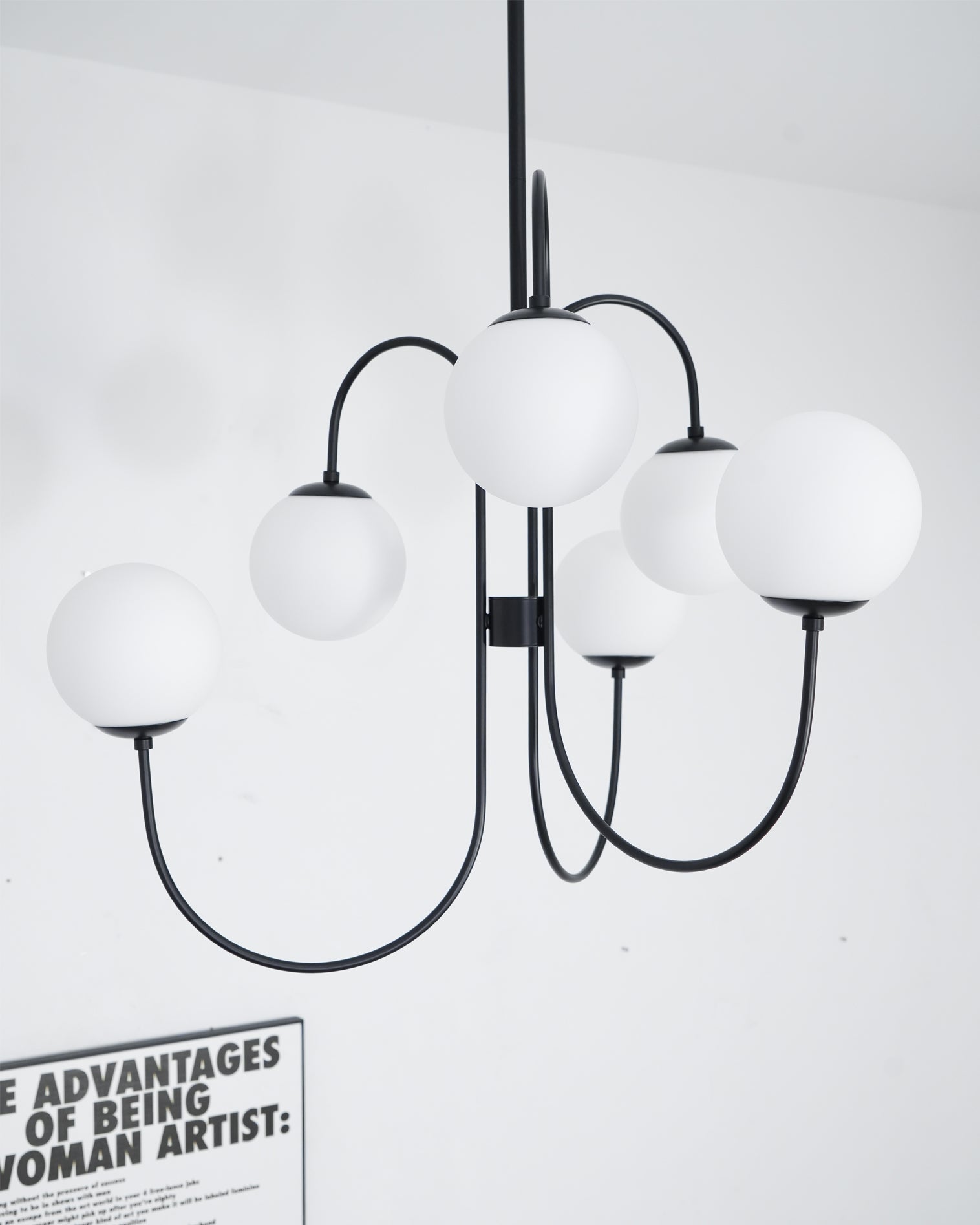 Lustra Lustre en Laiton avec Globe et Bras Courbés
