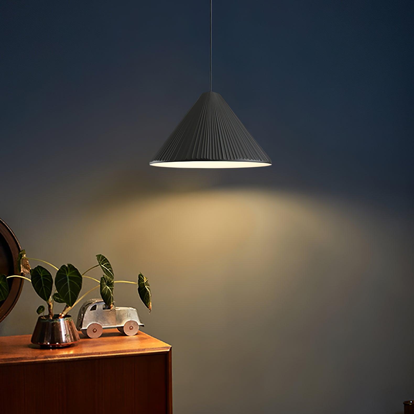 Cone Lampe Suspendue Minimaliste en Résine Chapeau