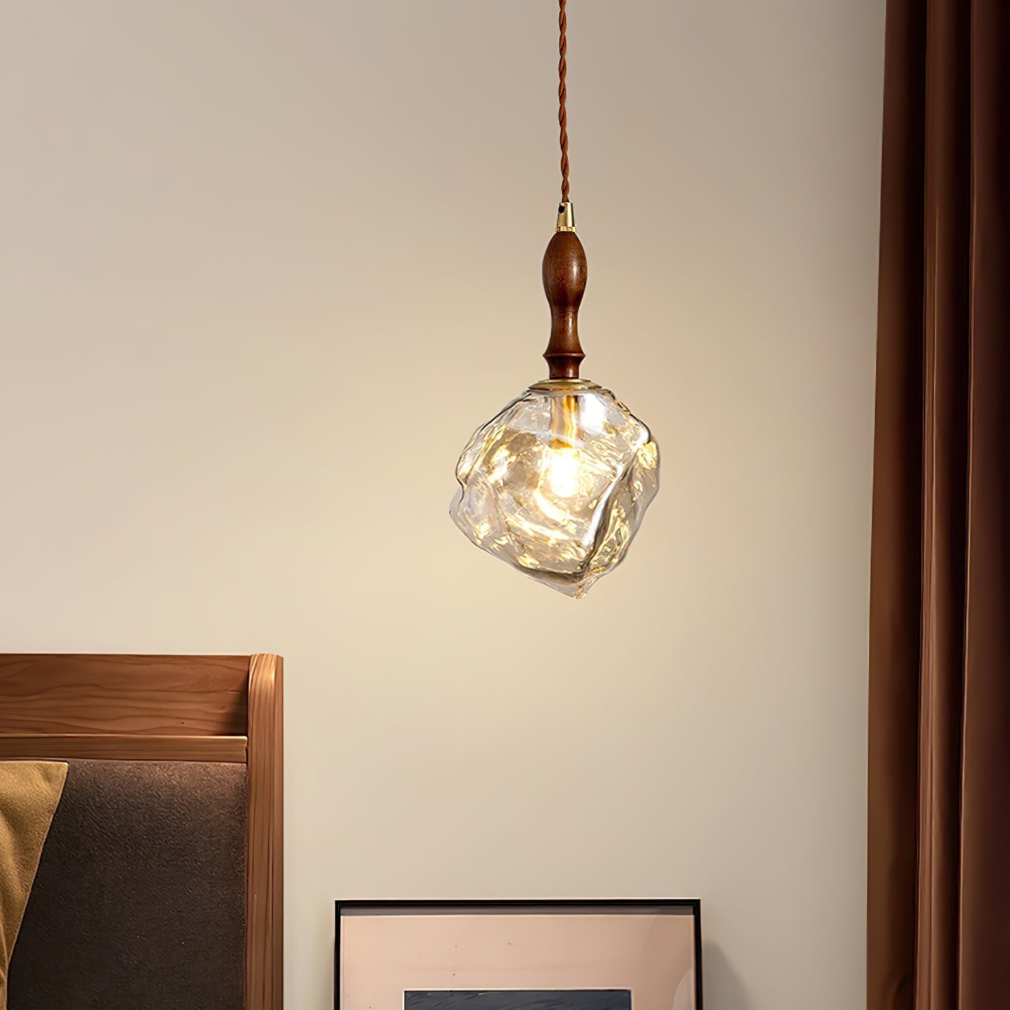Virelli Suspension Bois de Noyer Abat-jour Cube en Verre Sculptural Chic