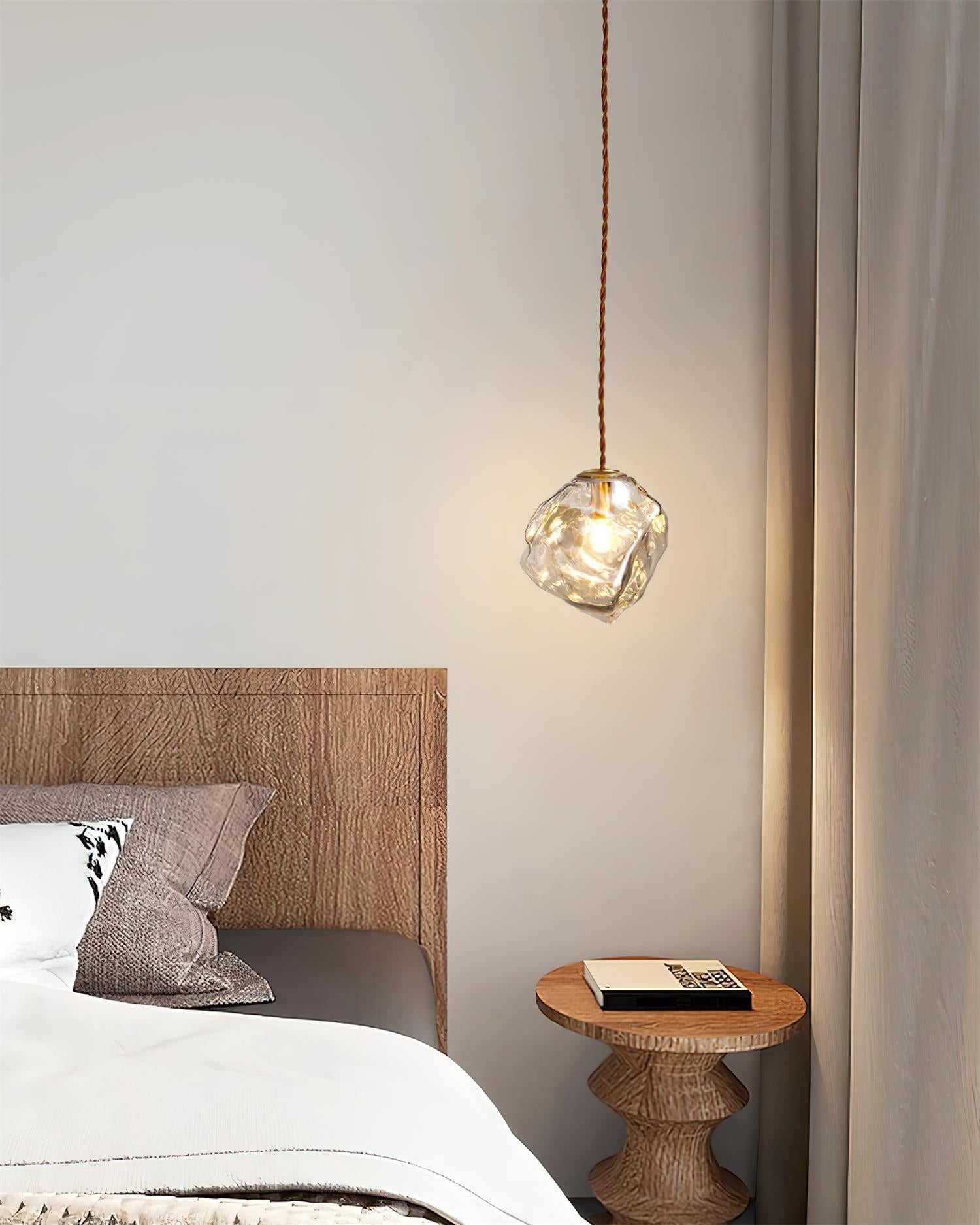 Virelli Suspension Bois de Noyer Abat-jour Cube en Verre Sculptural Chic
