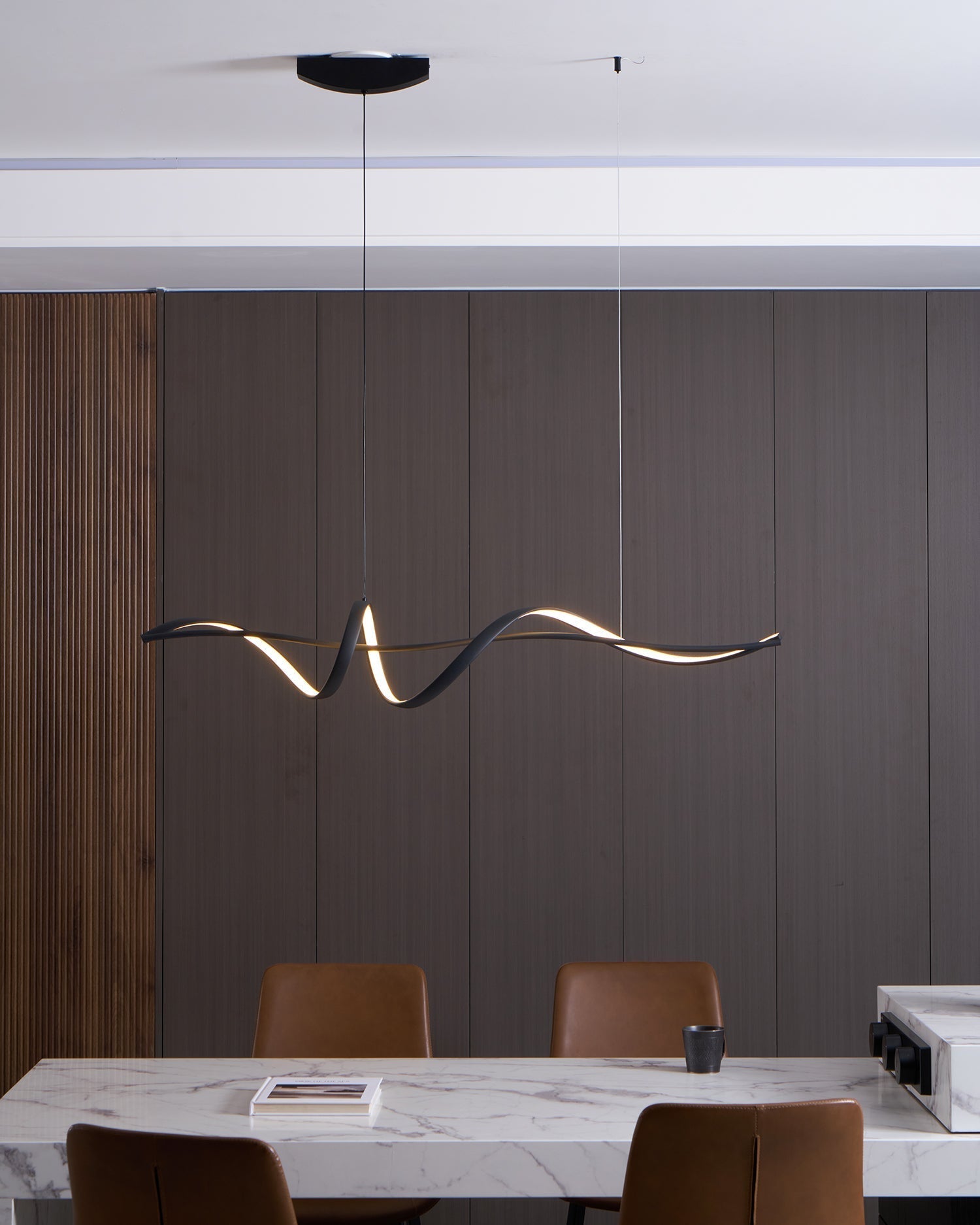 Aveline Suspension moderne LED Wave noire