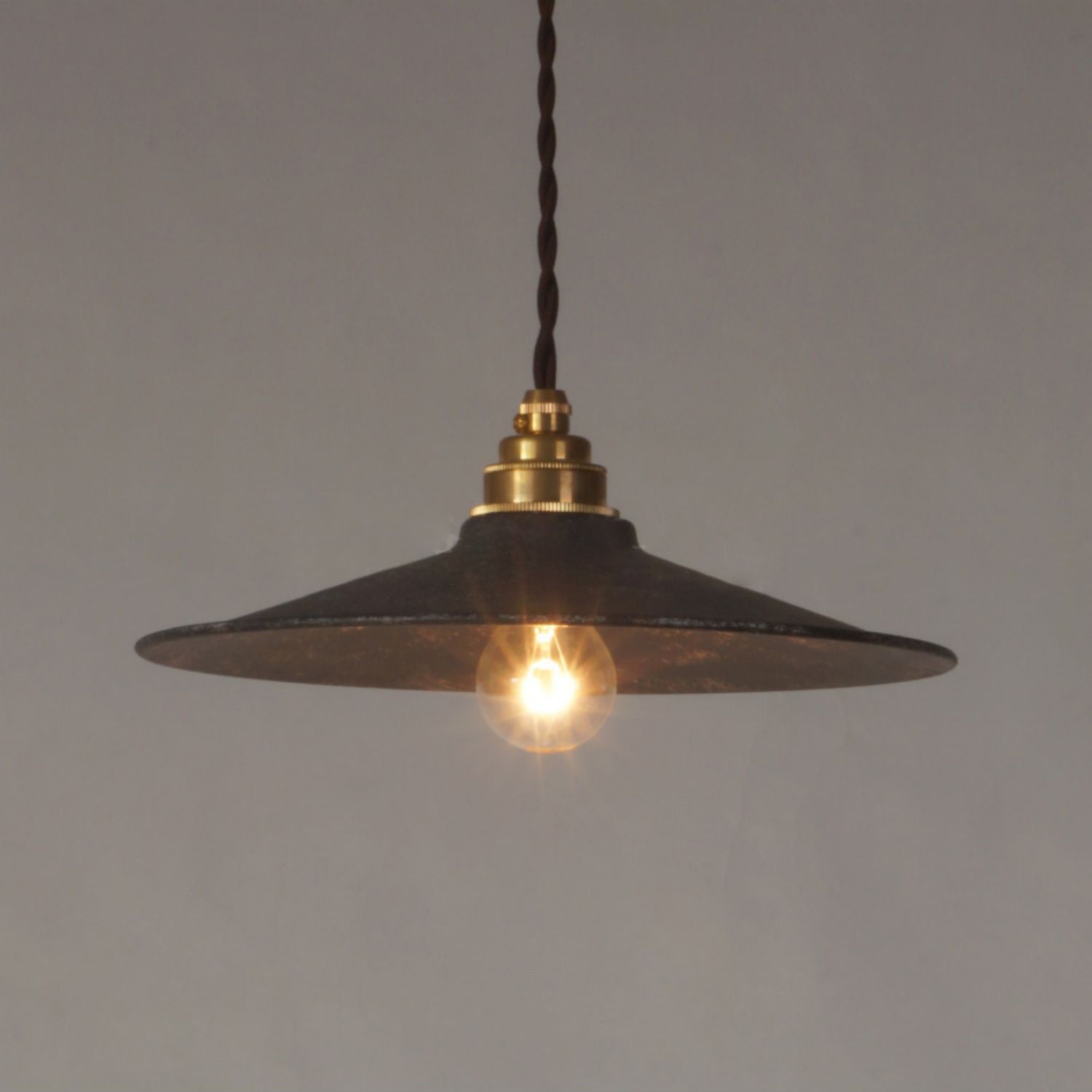 Zotheira Suspension Métal Plat Industriel Vintage