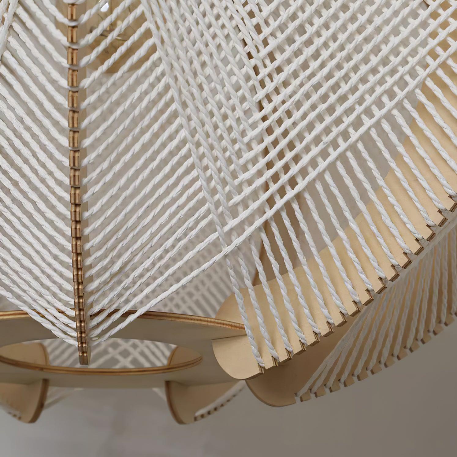 Novan Suspension avec abat-jour en tissu, structure en bois et détails en fil métallique