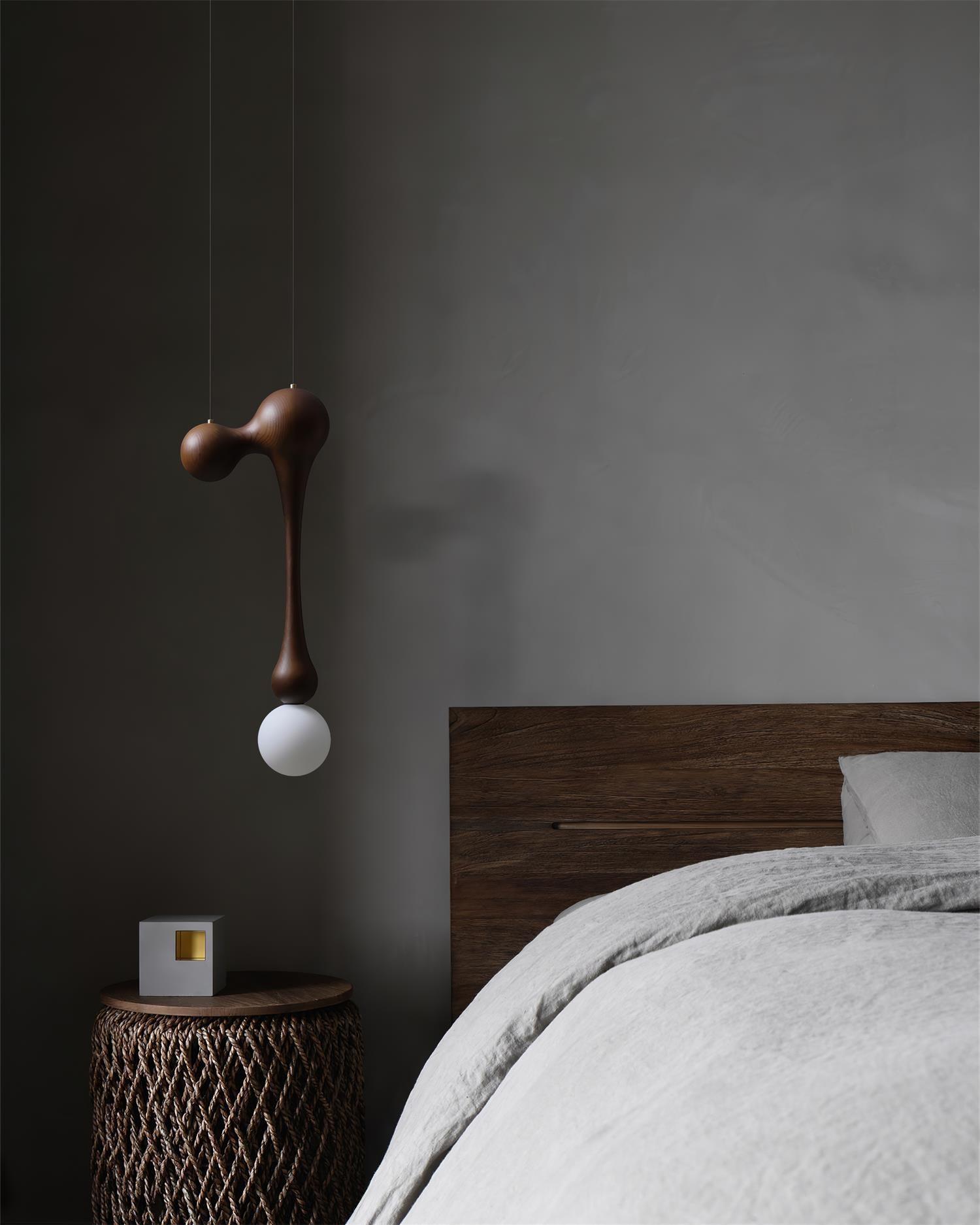 Thaddeus Suspension en Bois de Luxe