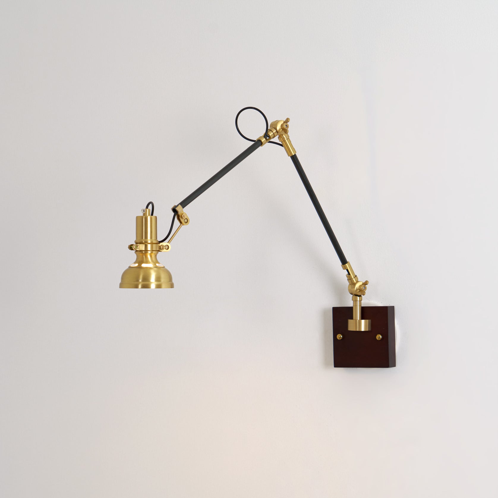 Kane Applique Murale Bras Pivotant Ajustable