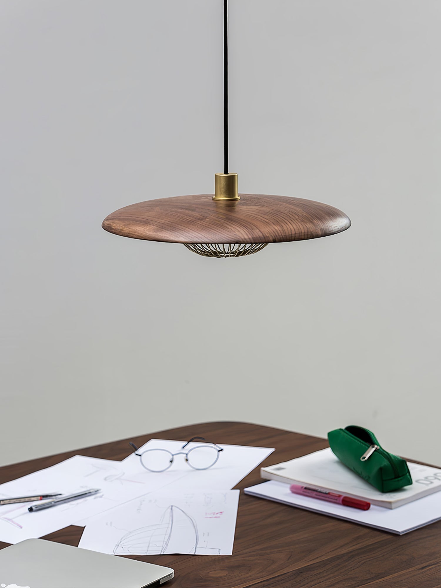 Elanora Wood Retro Vintage Pendant Lamp