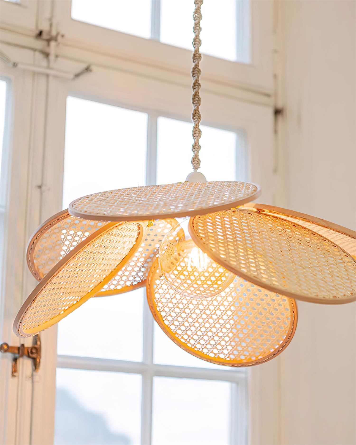 Kloe Suspension Pétale Rotin Organique Bohème