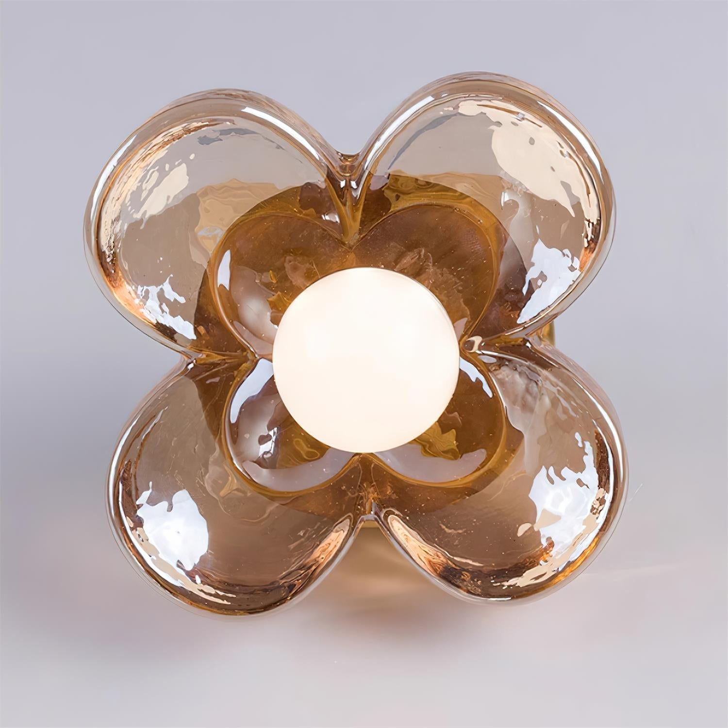 Lampe Plafond avec Pétales de Trèfle en Verre Ambre et Laiton Style Scandinave