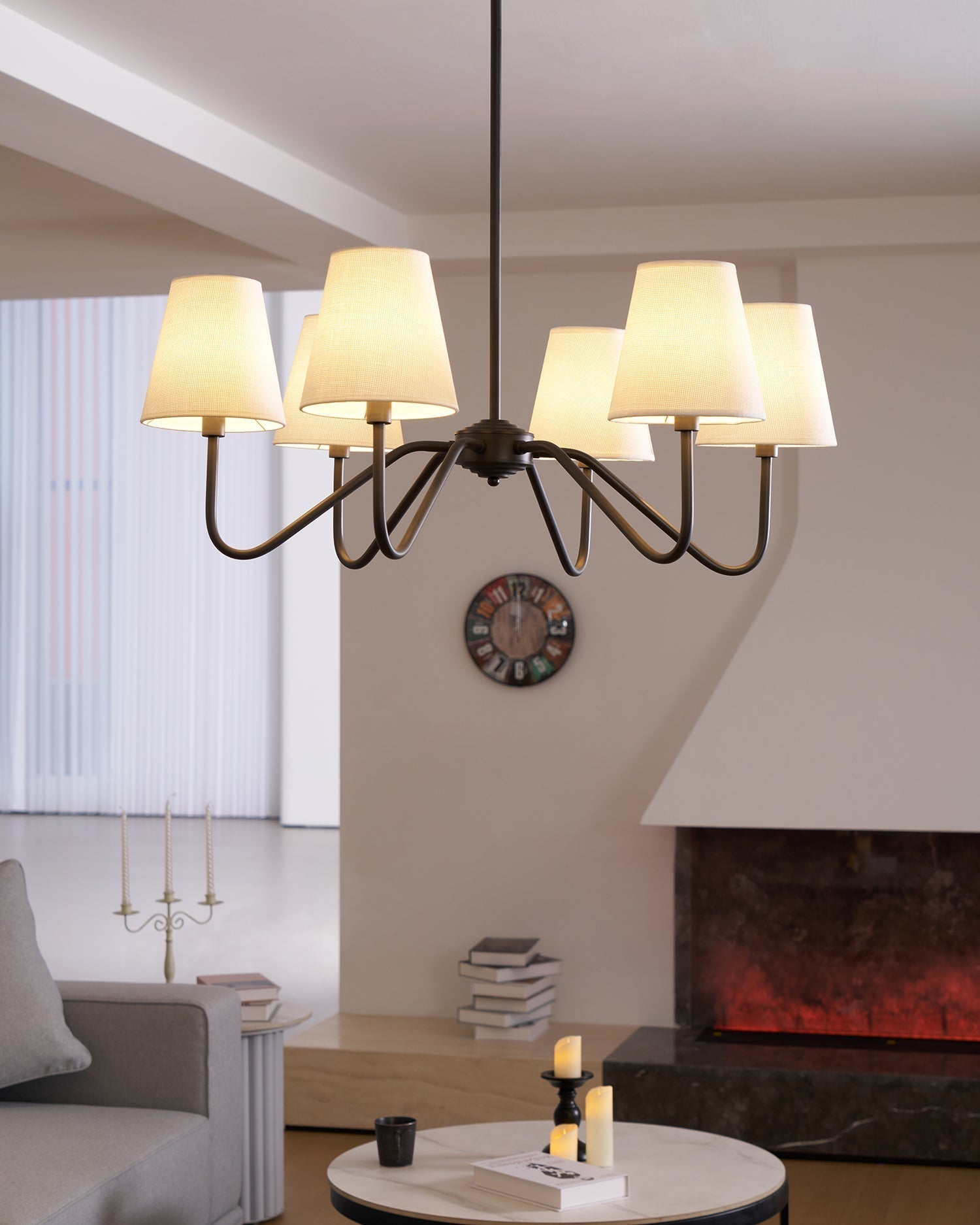 Lassen Lustre Bras Courbés Noirs Moderne