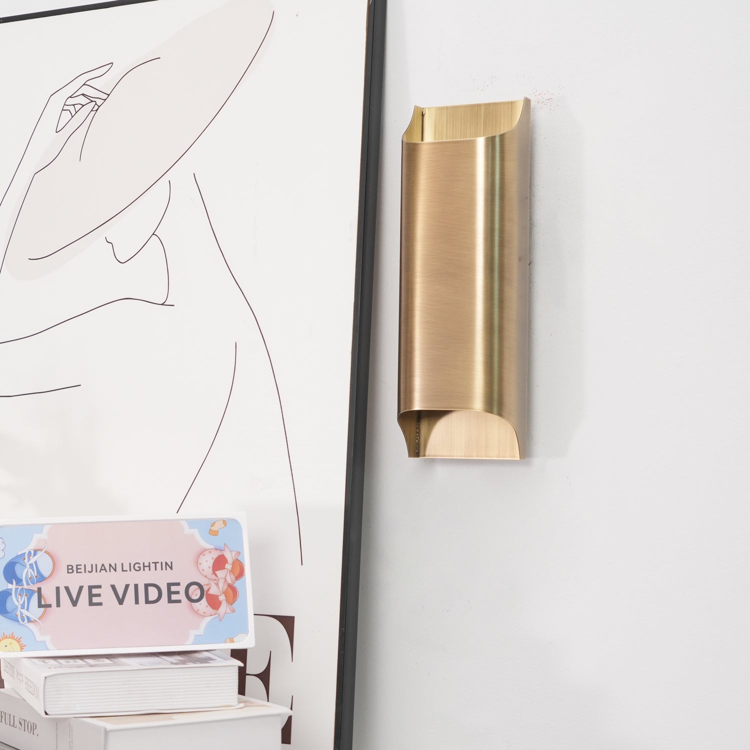 Hardy Applique Murale d'Art Nordic en Laiton