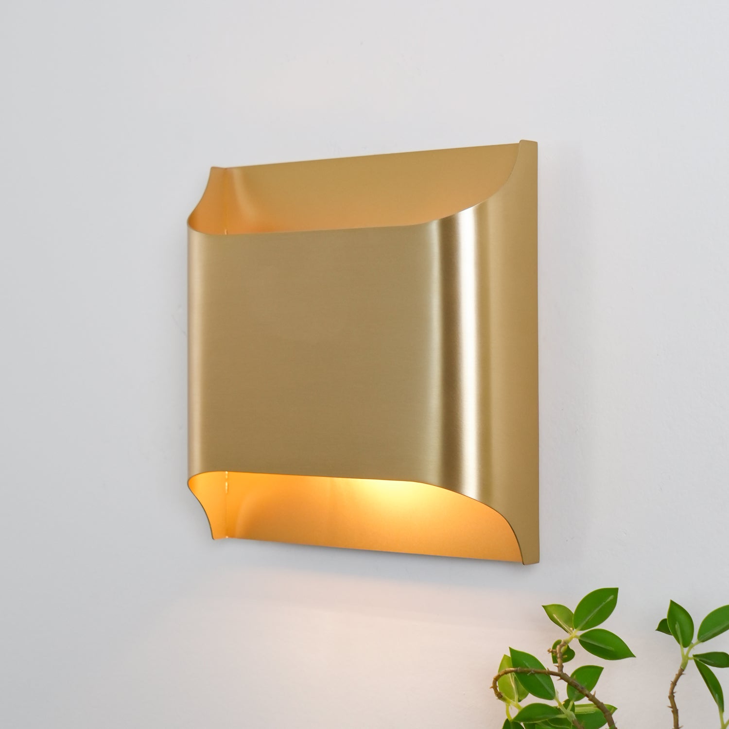 Hardy Applique Murale d'Art Nordic en Laiton
