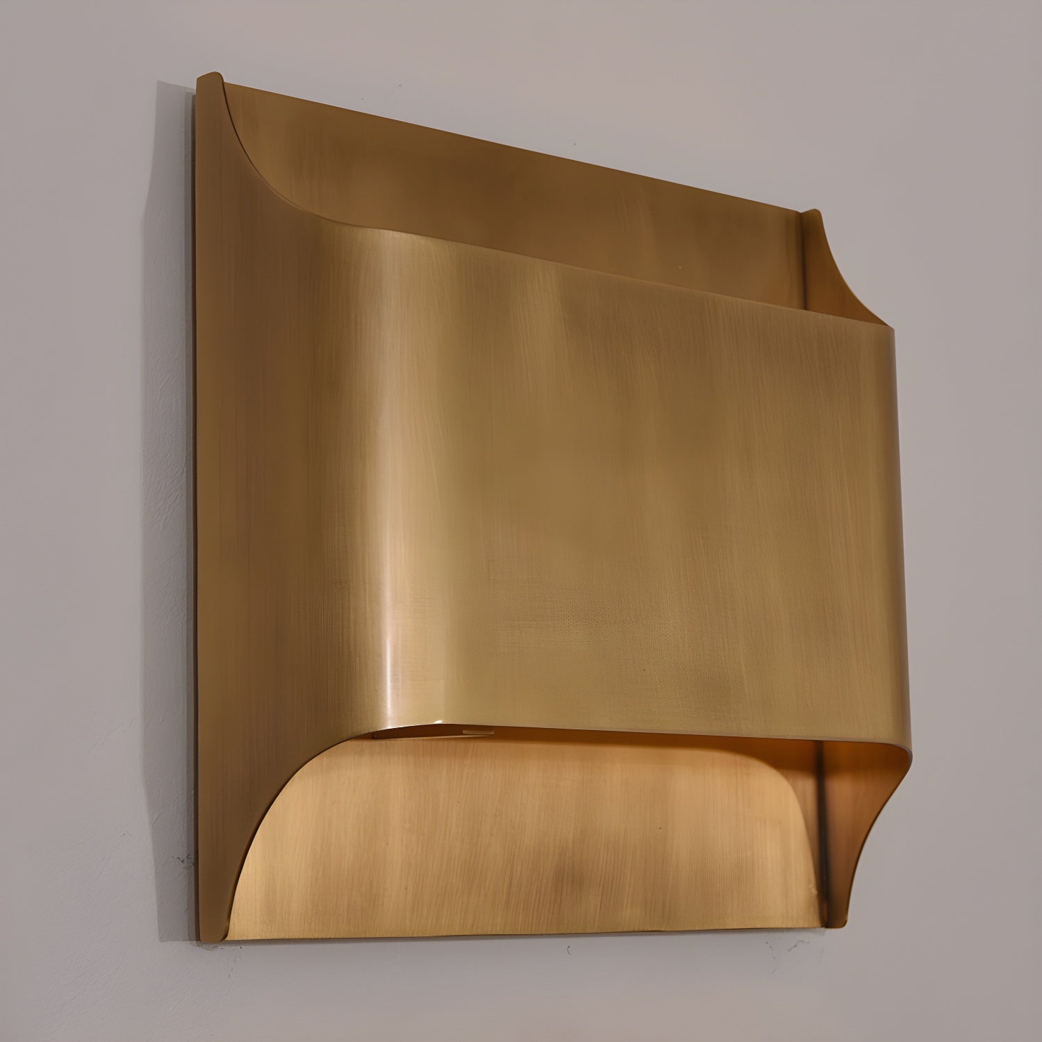 Hardy Applique Murale d'Art Nordic en Laiton