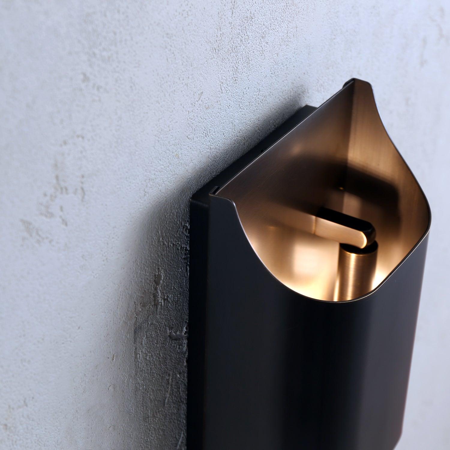Hardy Applique Murale d'Art Nordic en Laiton