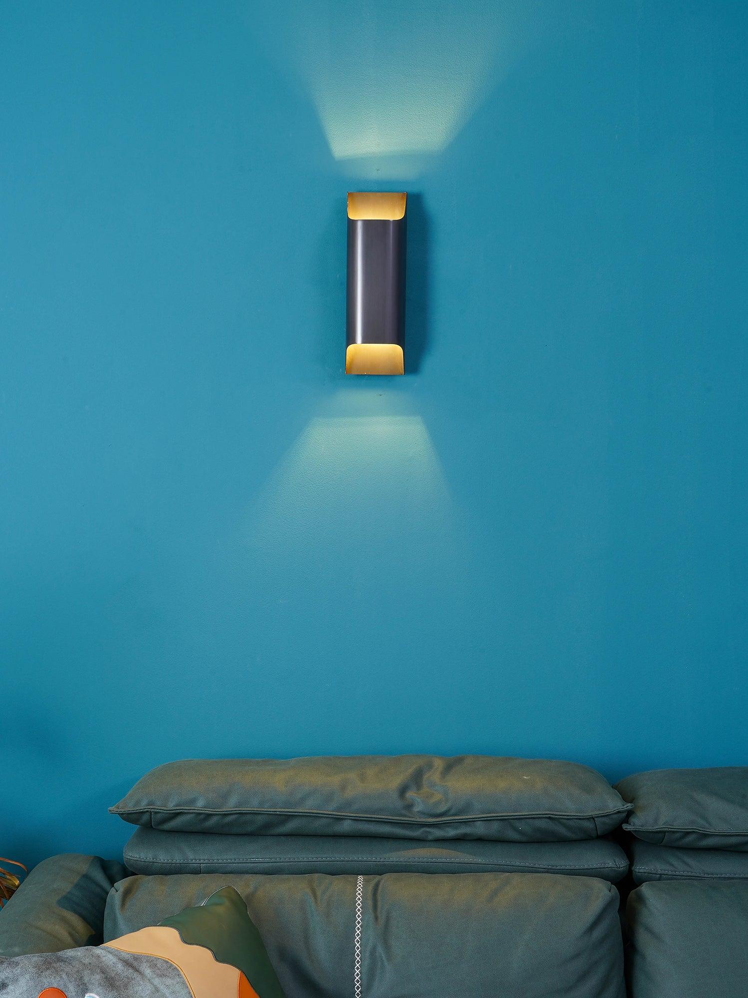 Hardy Applique Murale d'Art Nordic en Laiton