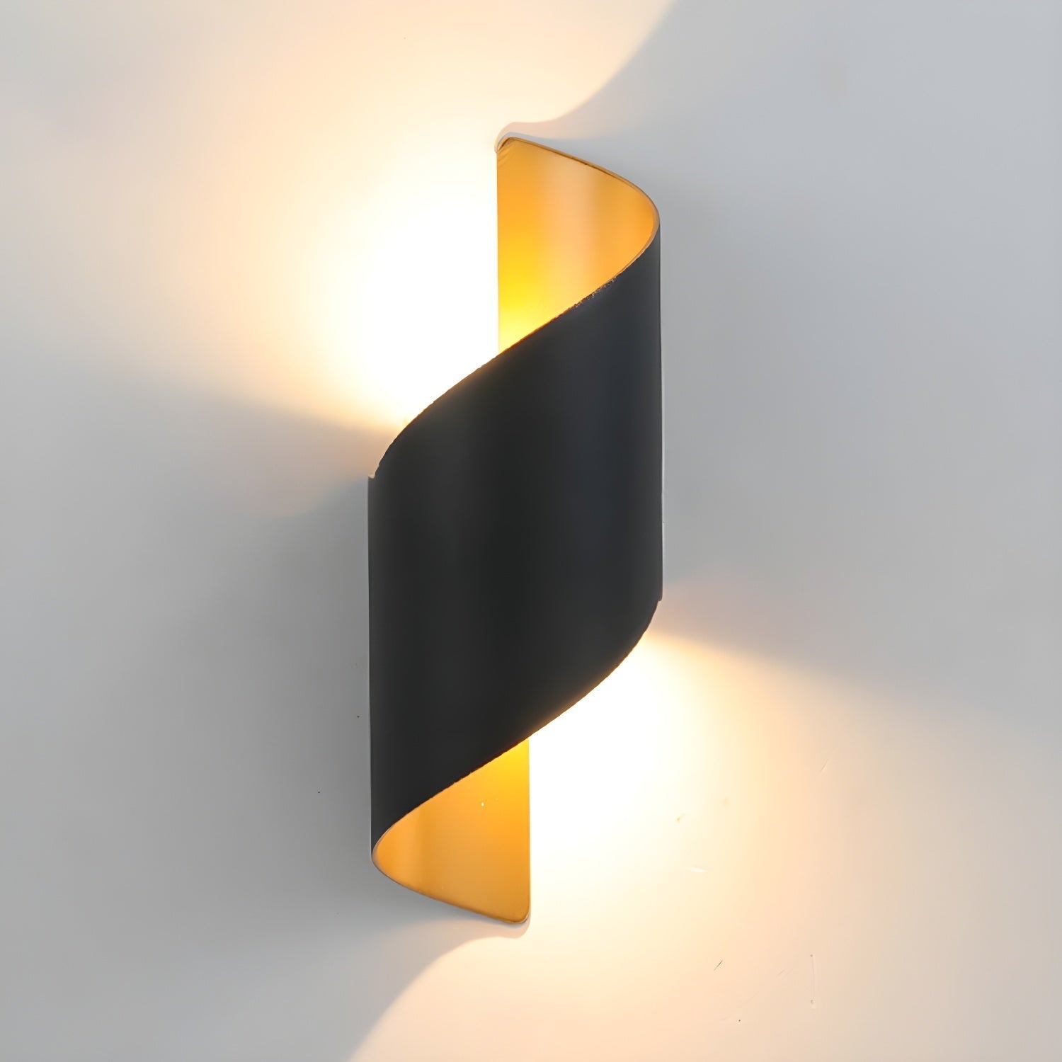 Warrior Modern Minimalist Wall Lamp