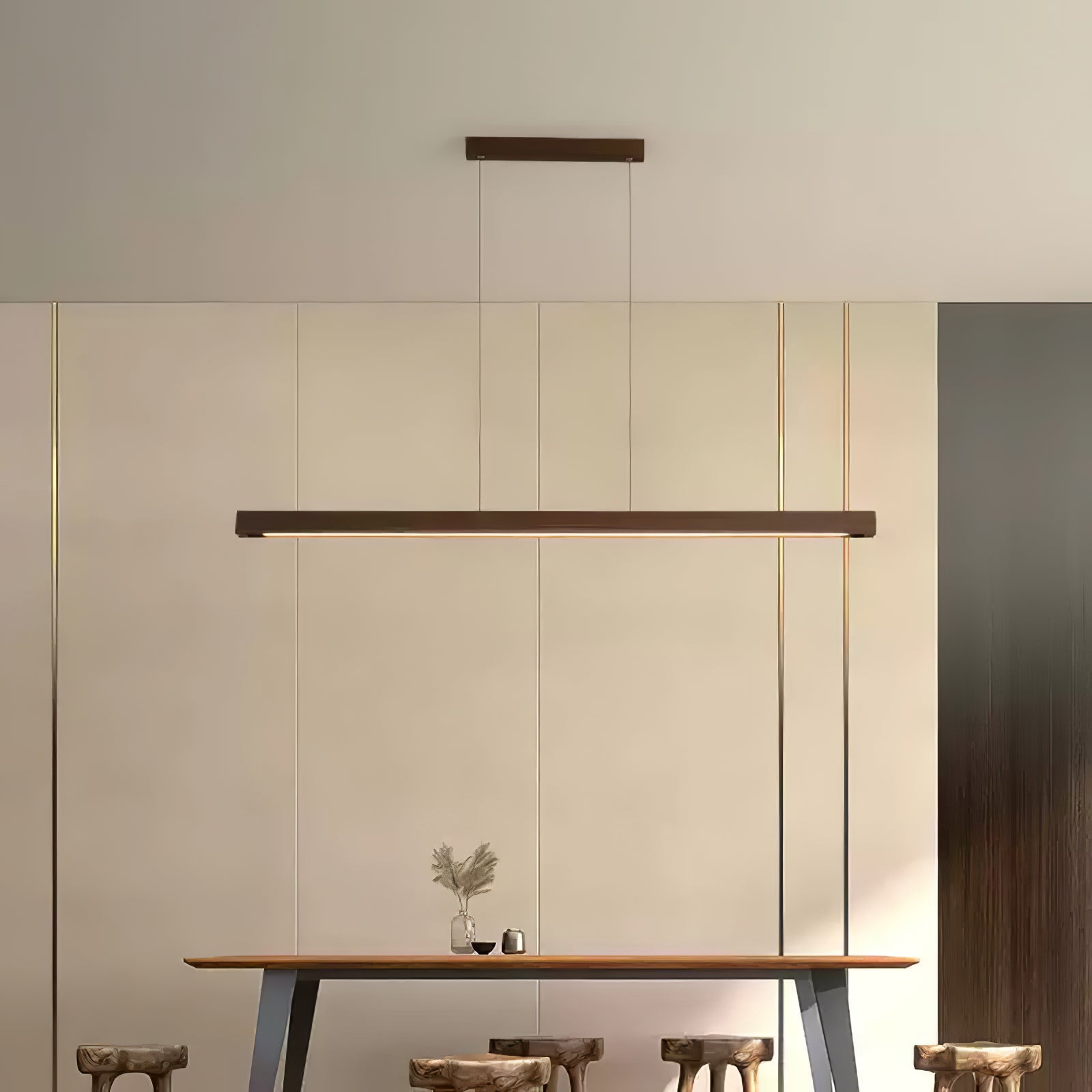 Elowen Suspension linéaire minimaliste en bois