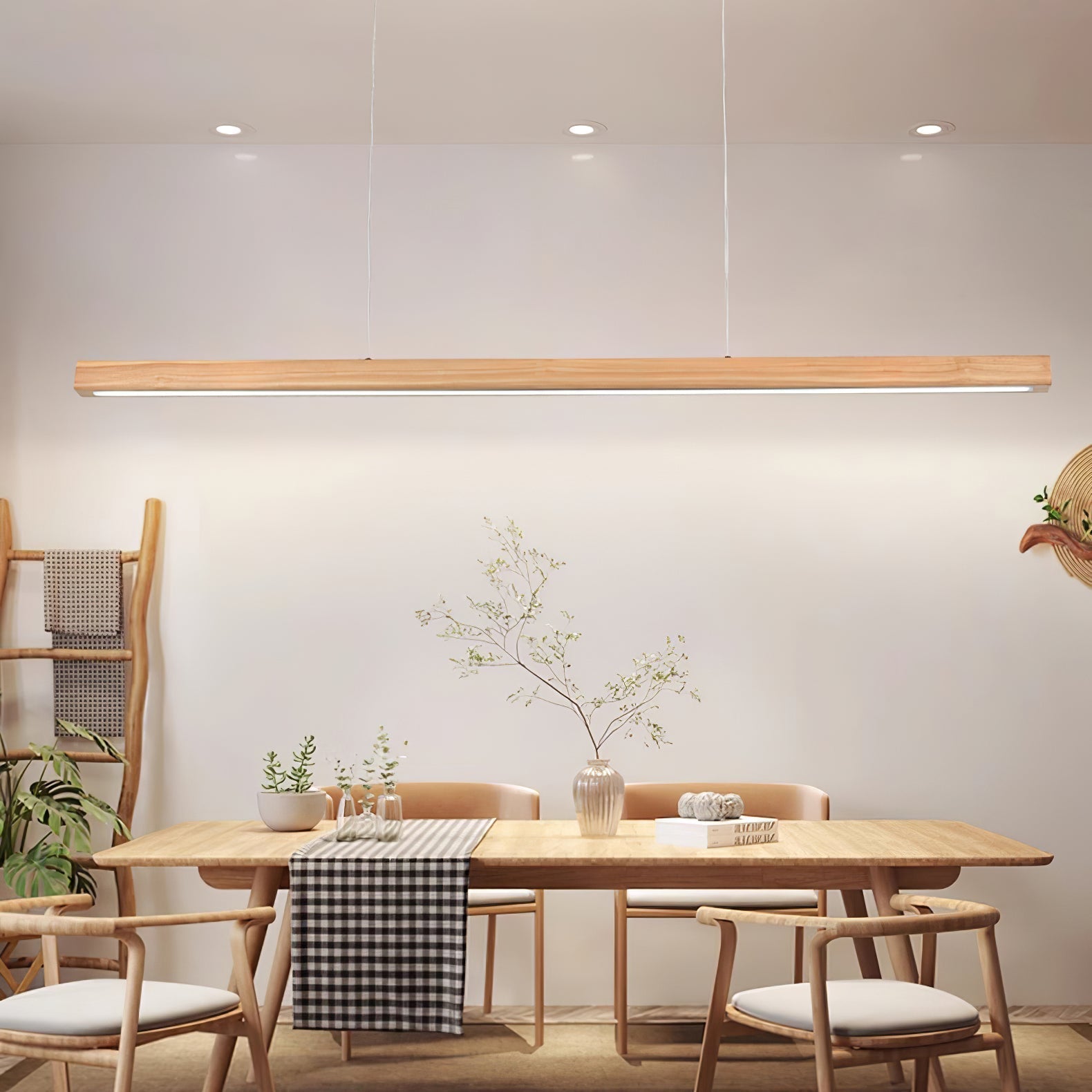 Elowen Suspension linéaire minimaliste en bois