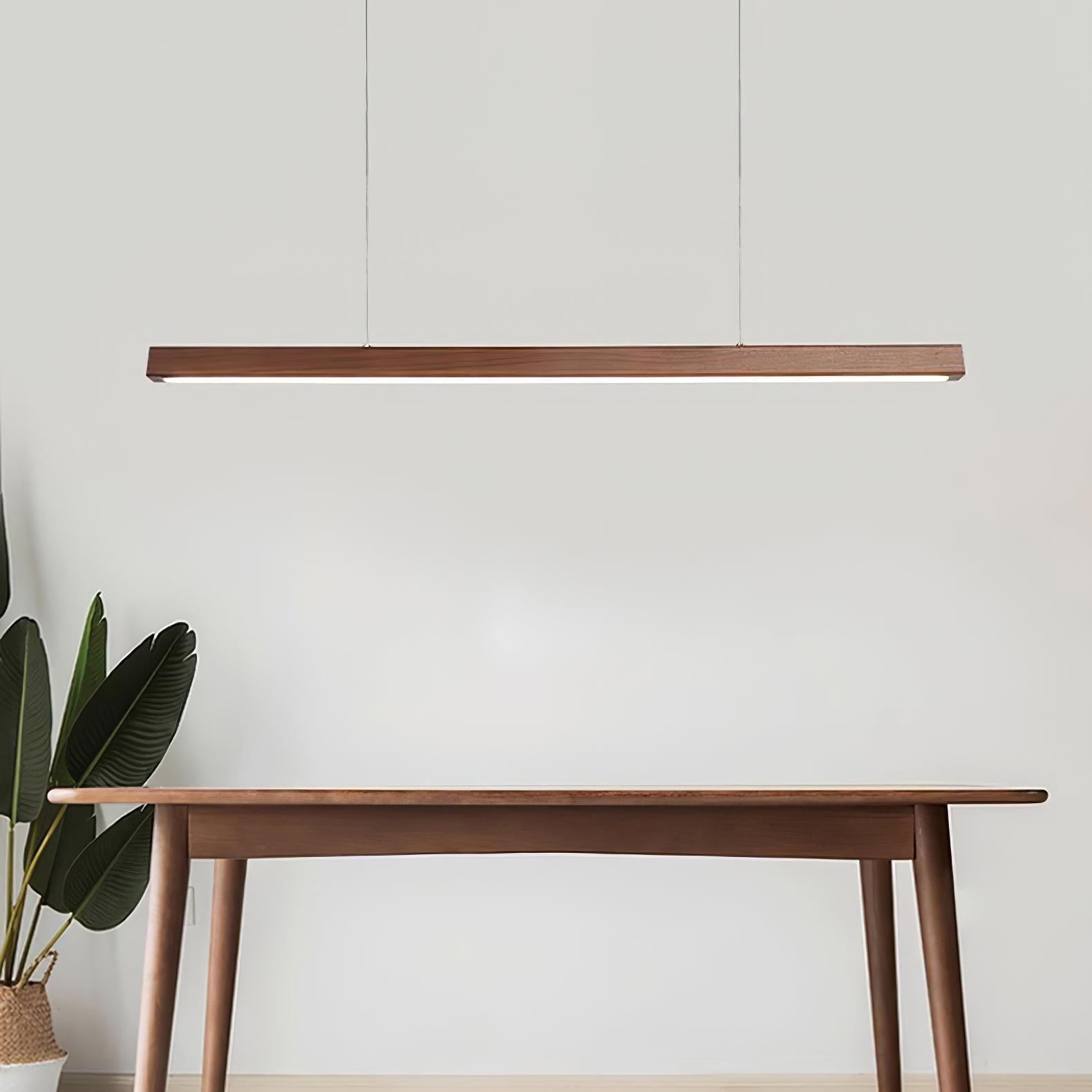 Elowen Suspension linéaire minimaliste en bois