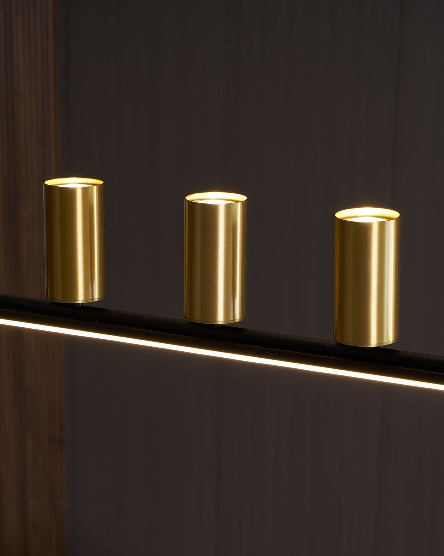 Emirel Suspension Linéaire Métal Minimaliste