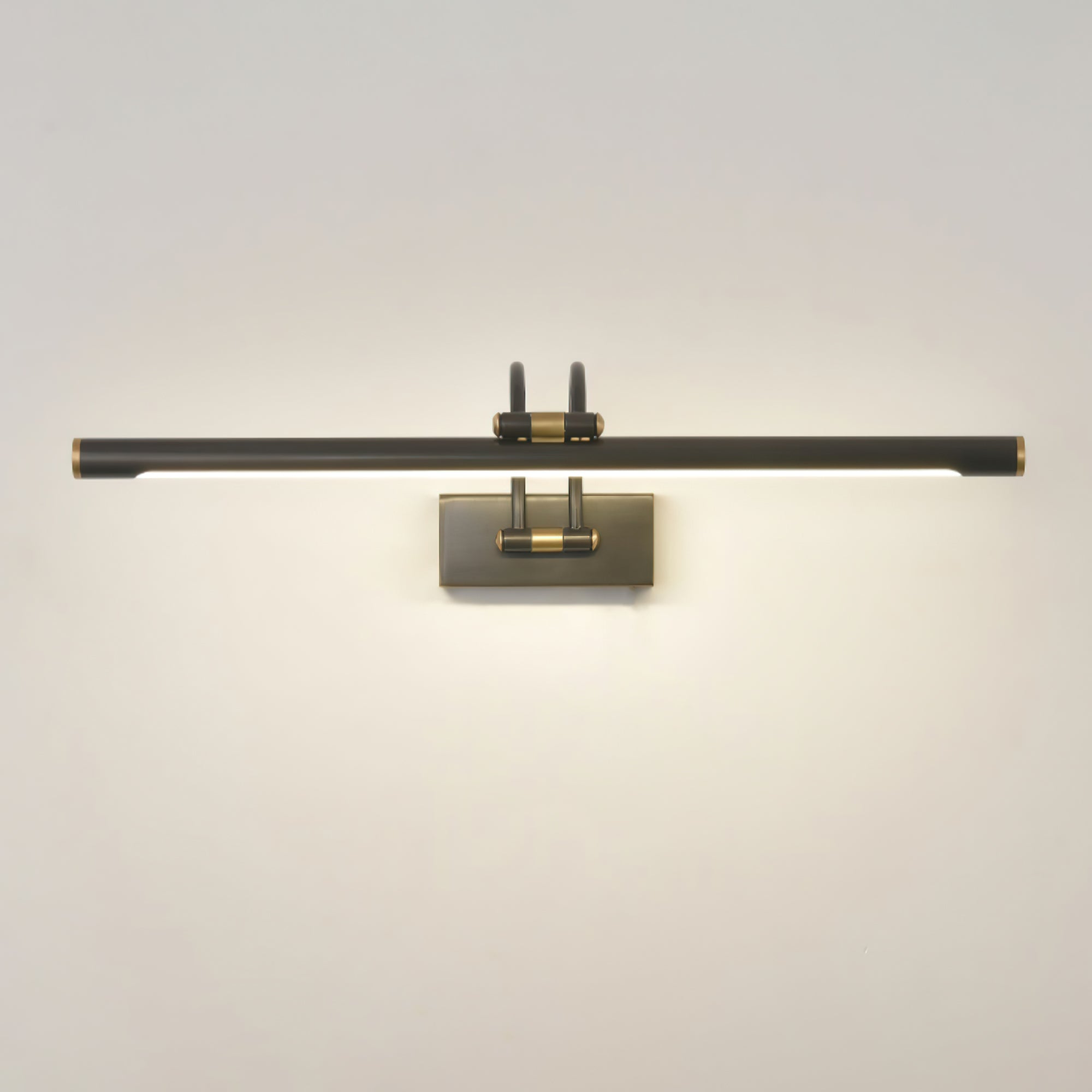 Fergus Applique Murale Linéaire Coiffeuse Laiton