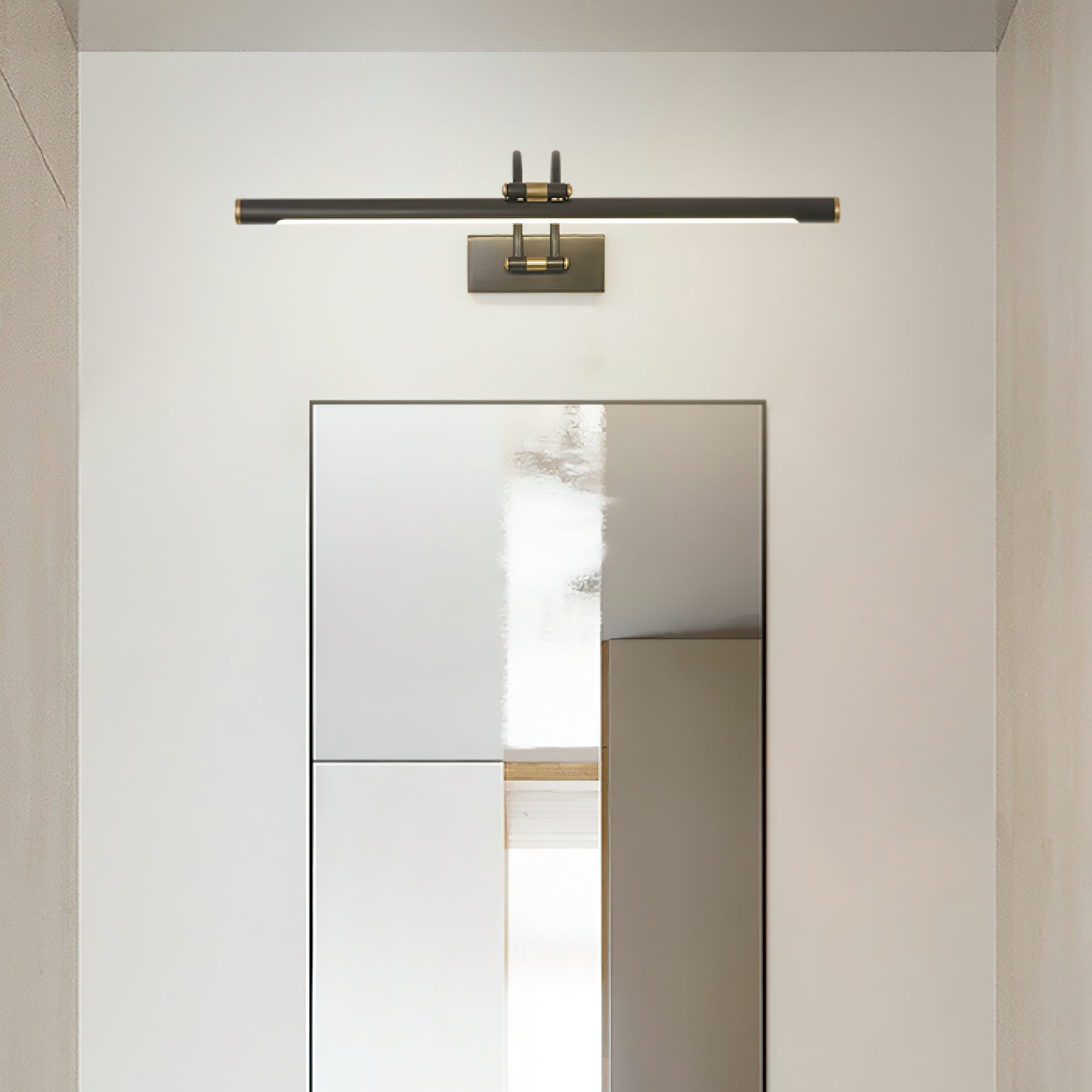Fergus Applique Murale Linéaire Coiffeuse Laiton
