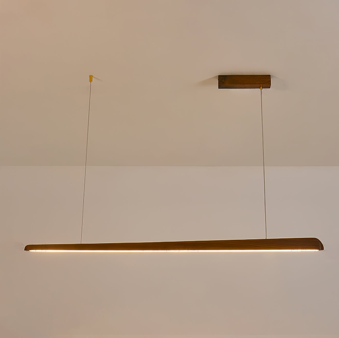Iveris Suspension Bois Minimaliste