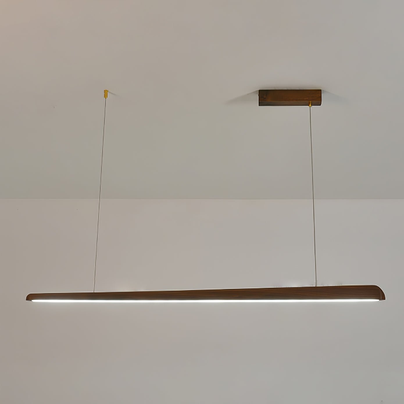 Iveris Suspension Bois Minimaliste