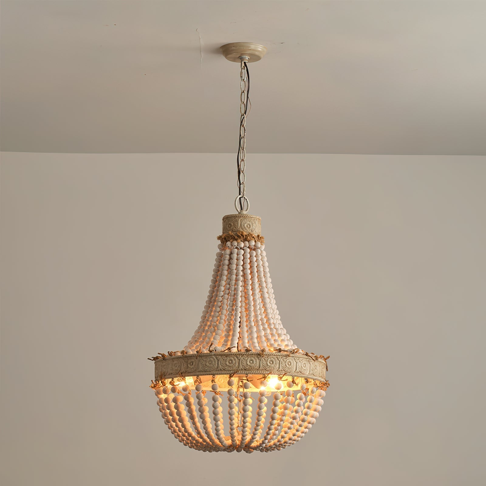 Ulvararis Lustre en Métal et Bois Perlé de Luxe Postmoderne