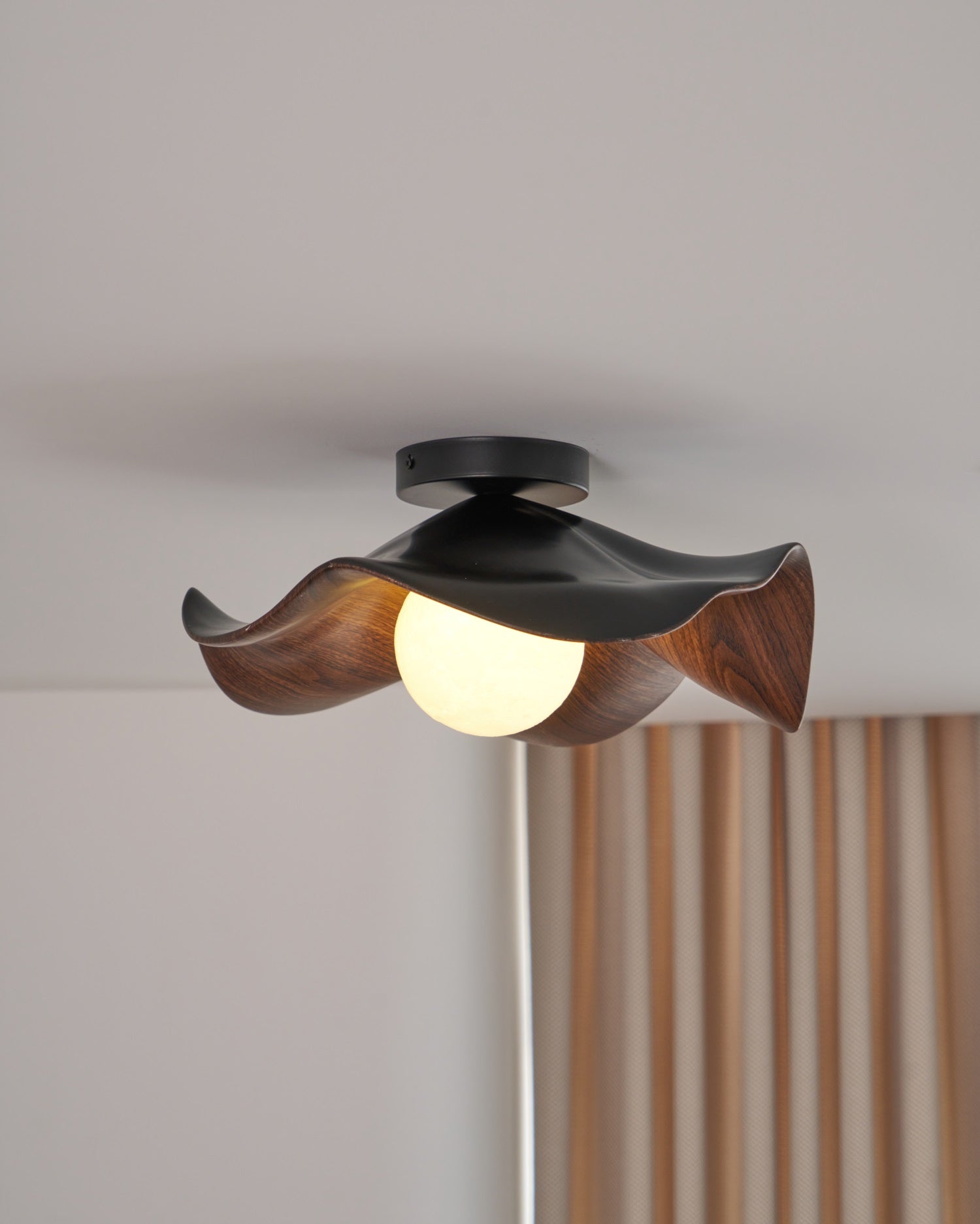 Solara Plafonnier Feuille de Lotus avec finition bois et blanc