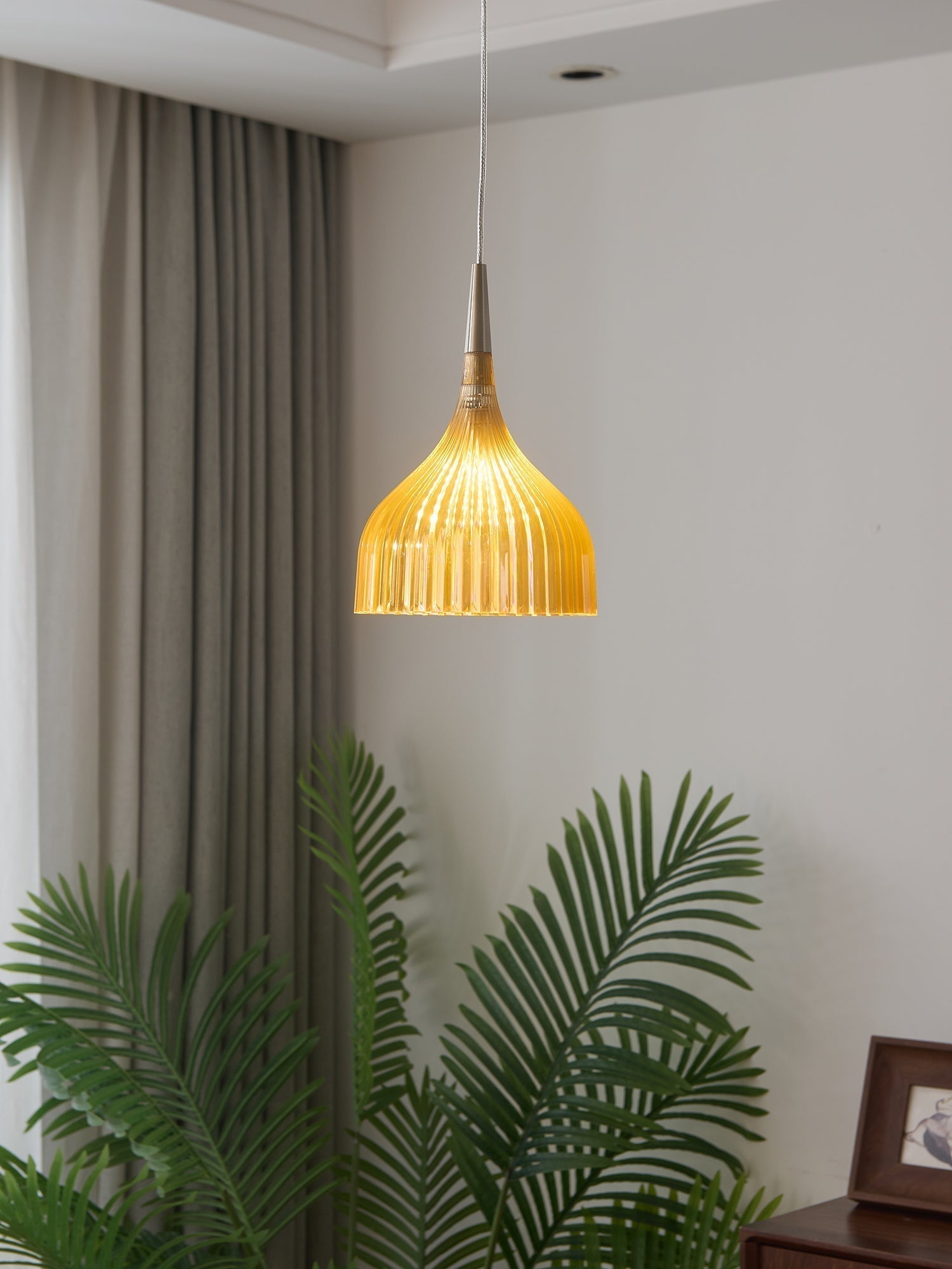 Fiore Suspension Métal Élégante