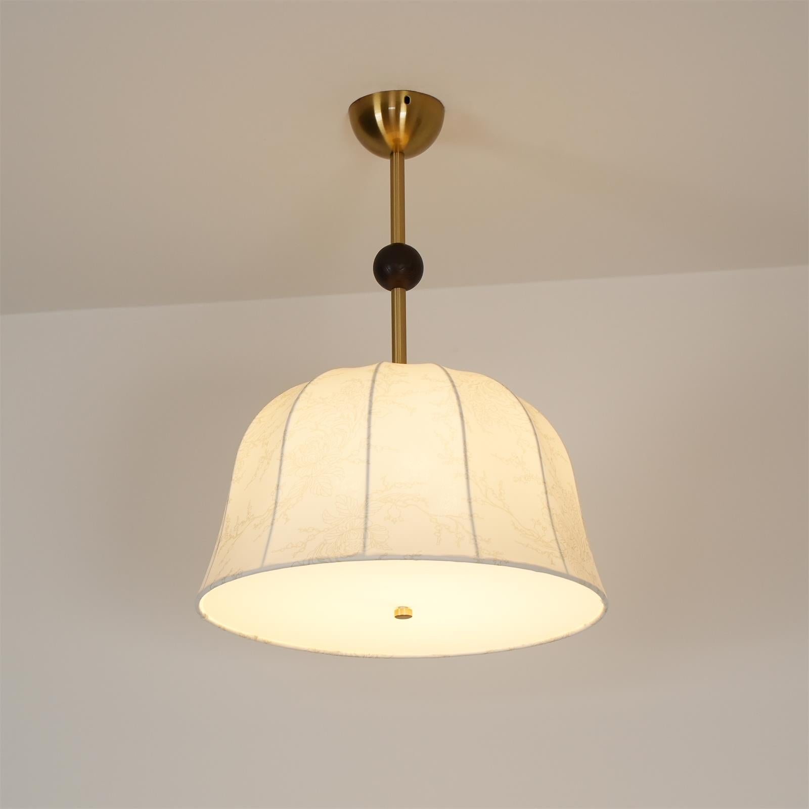 Spheris Plafonnier en tissu et bois pour des intérieurs chaleureux et élégants