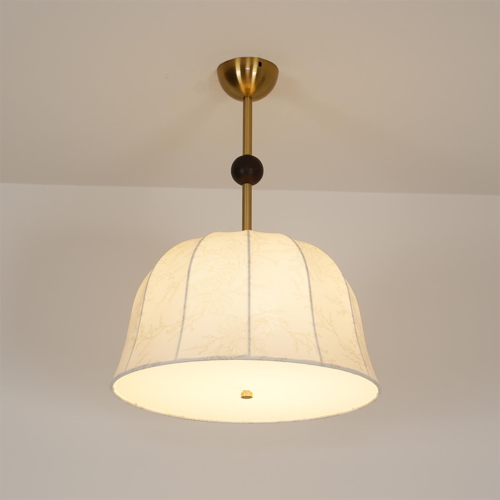 Spheris Plafonnier en tissu et bois pour des intérieurs chaleureux et élégants