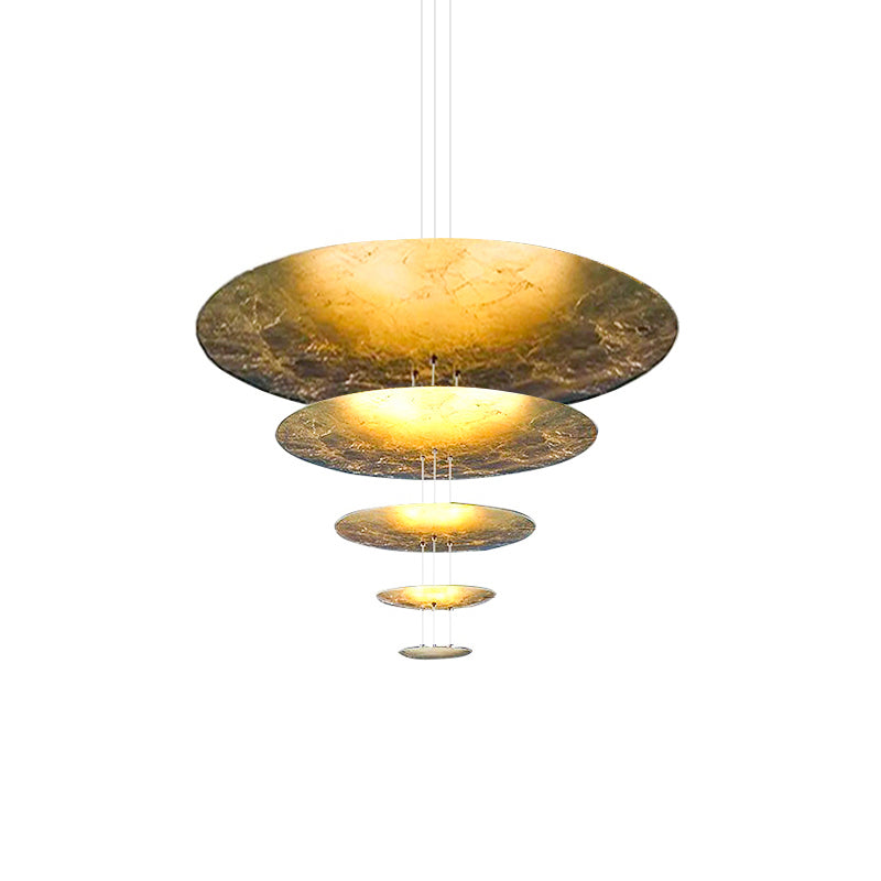 Zathaara Suspension Feuilles d’Or Étagées