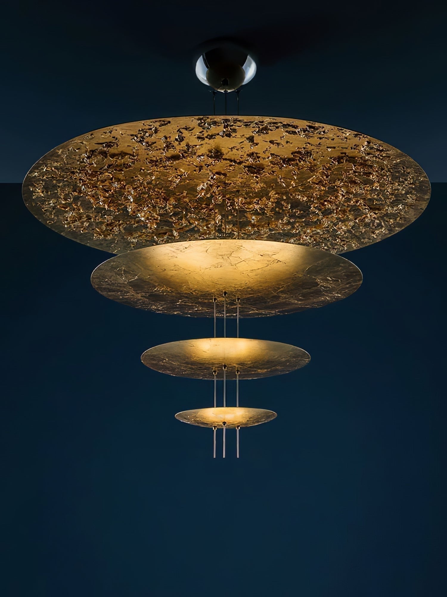 Zathaara Suspension Feuilles d’Or Étagées