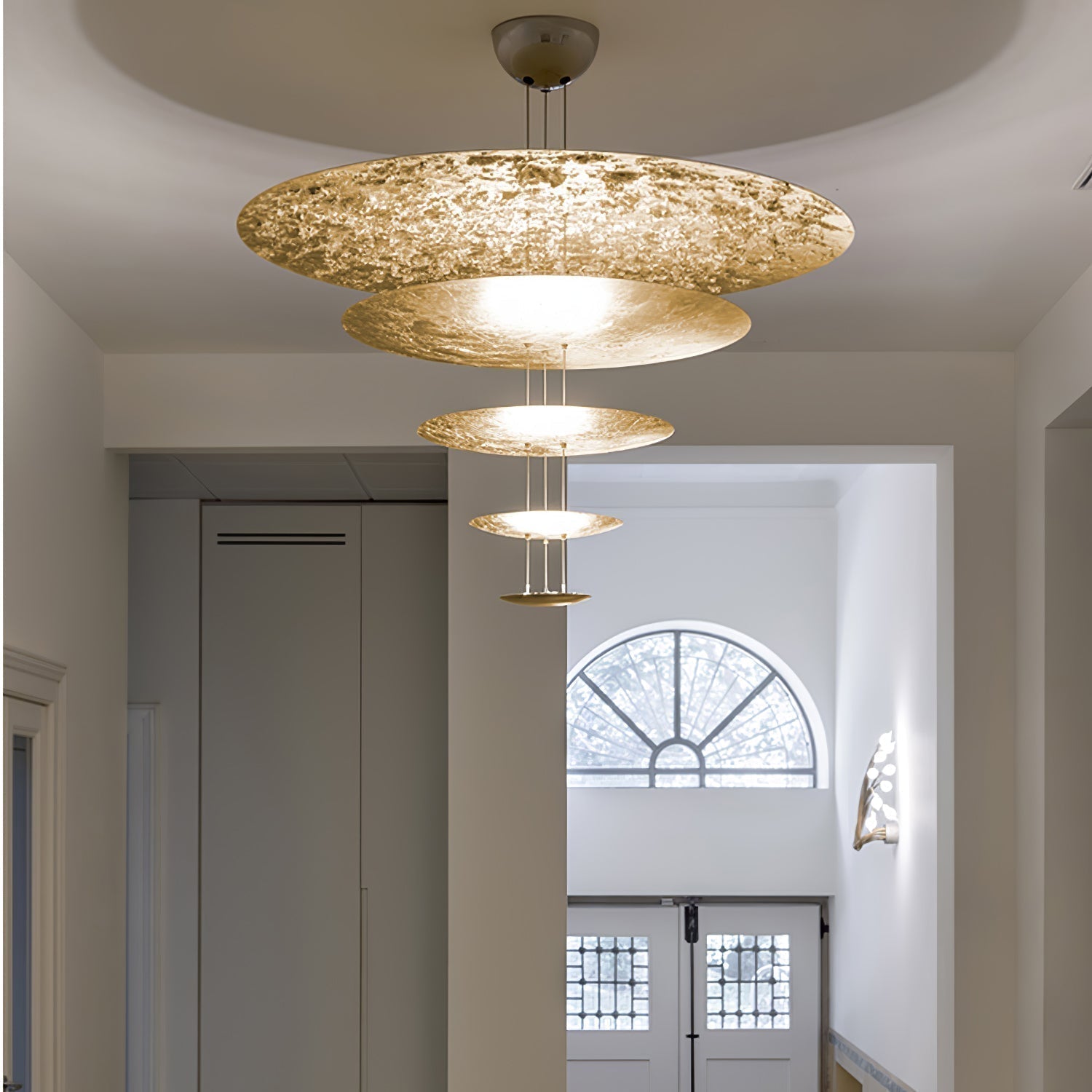 Zathaara Suspension Feuilles d’Or Étagées