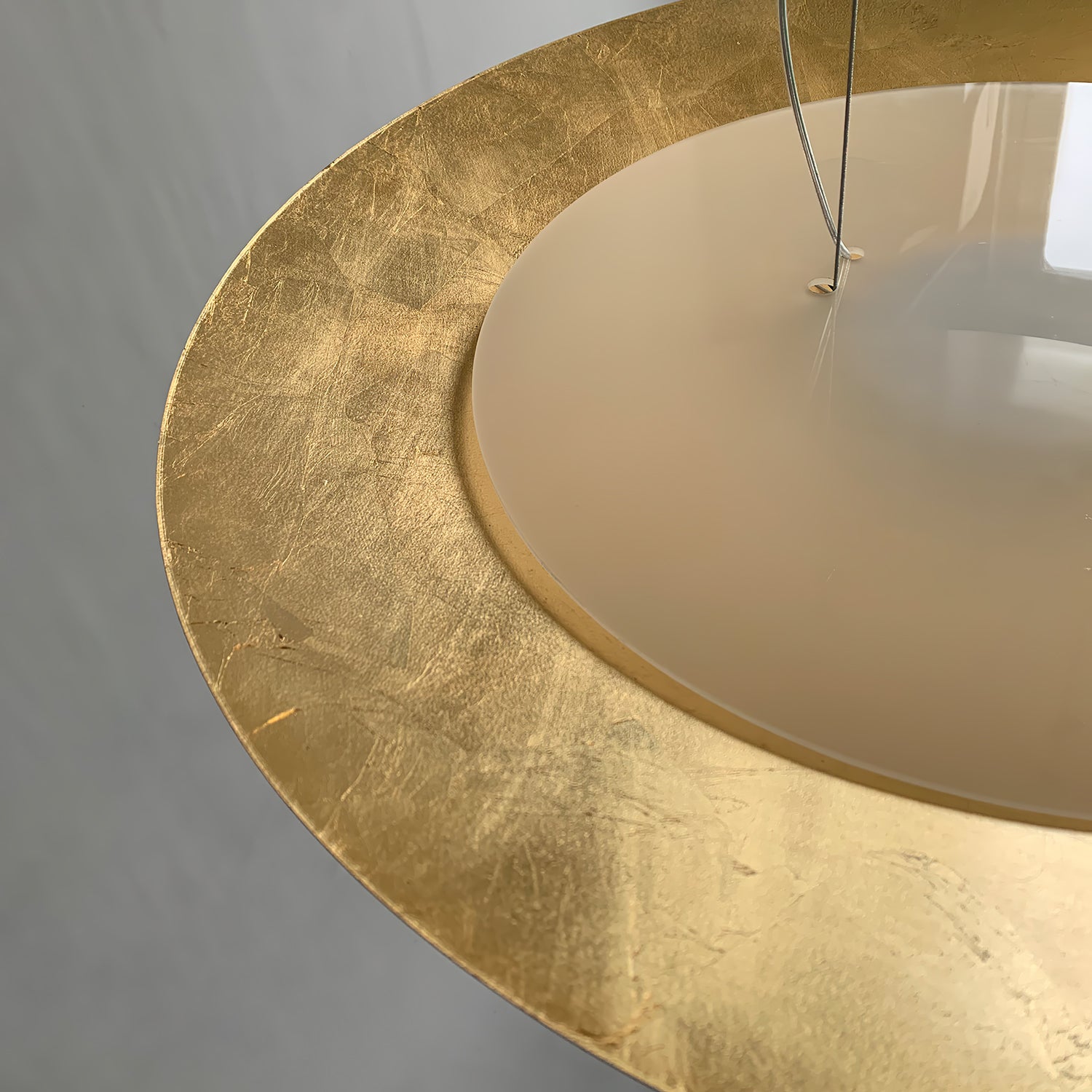 Zathaara Suspension Feuilles d’Or Étagées