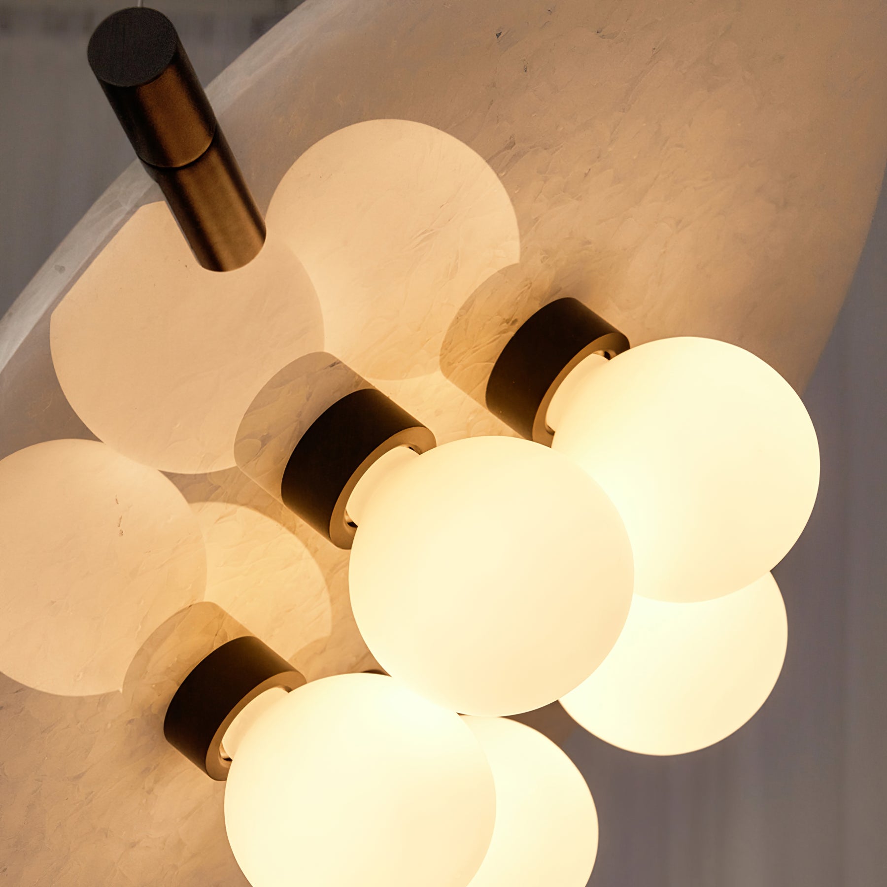 Vasila Suspension Métal Albâtre Luxe Postmoderne