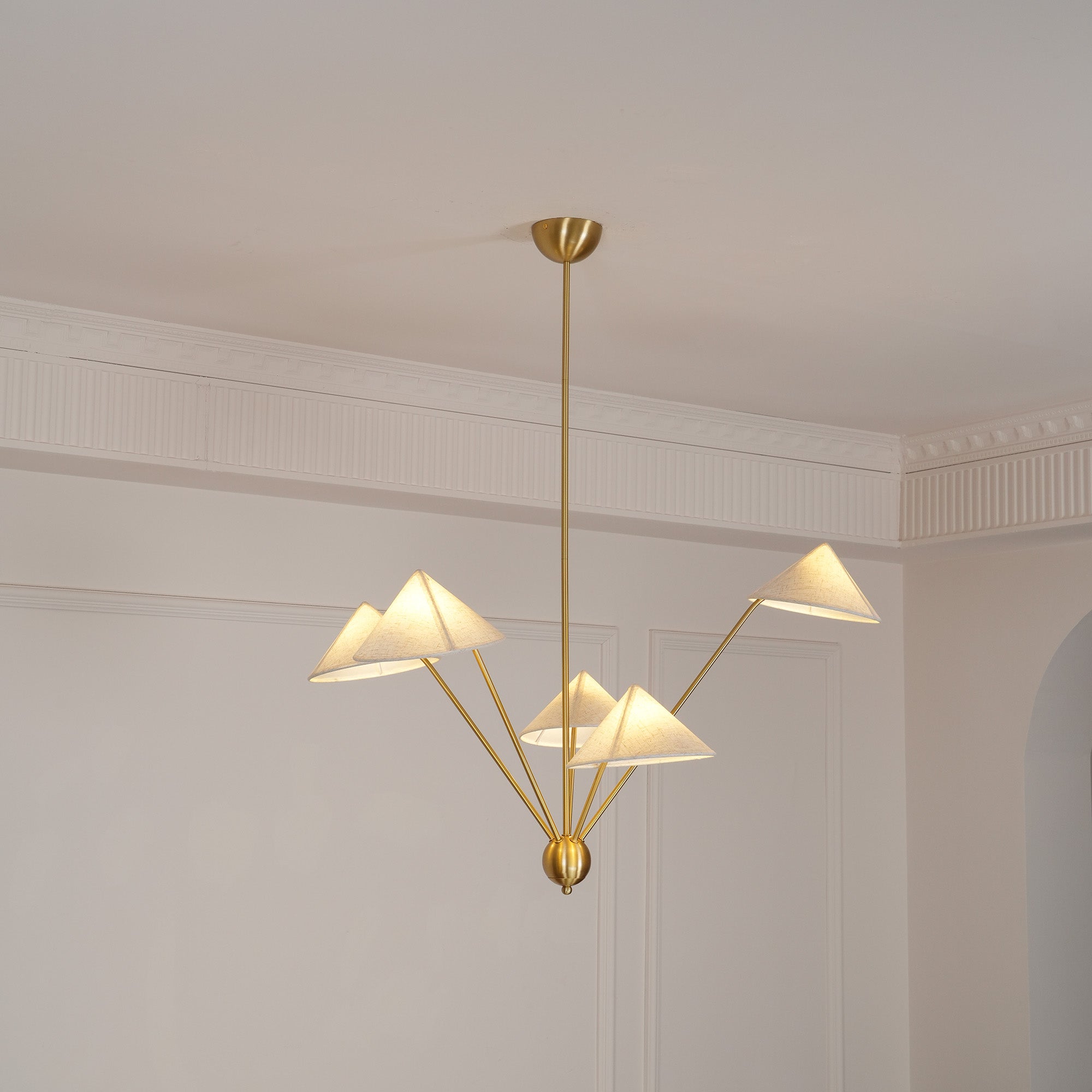 Lustra Lustre Laiton Courbé Beige