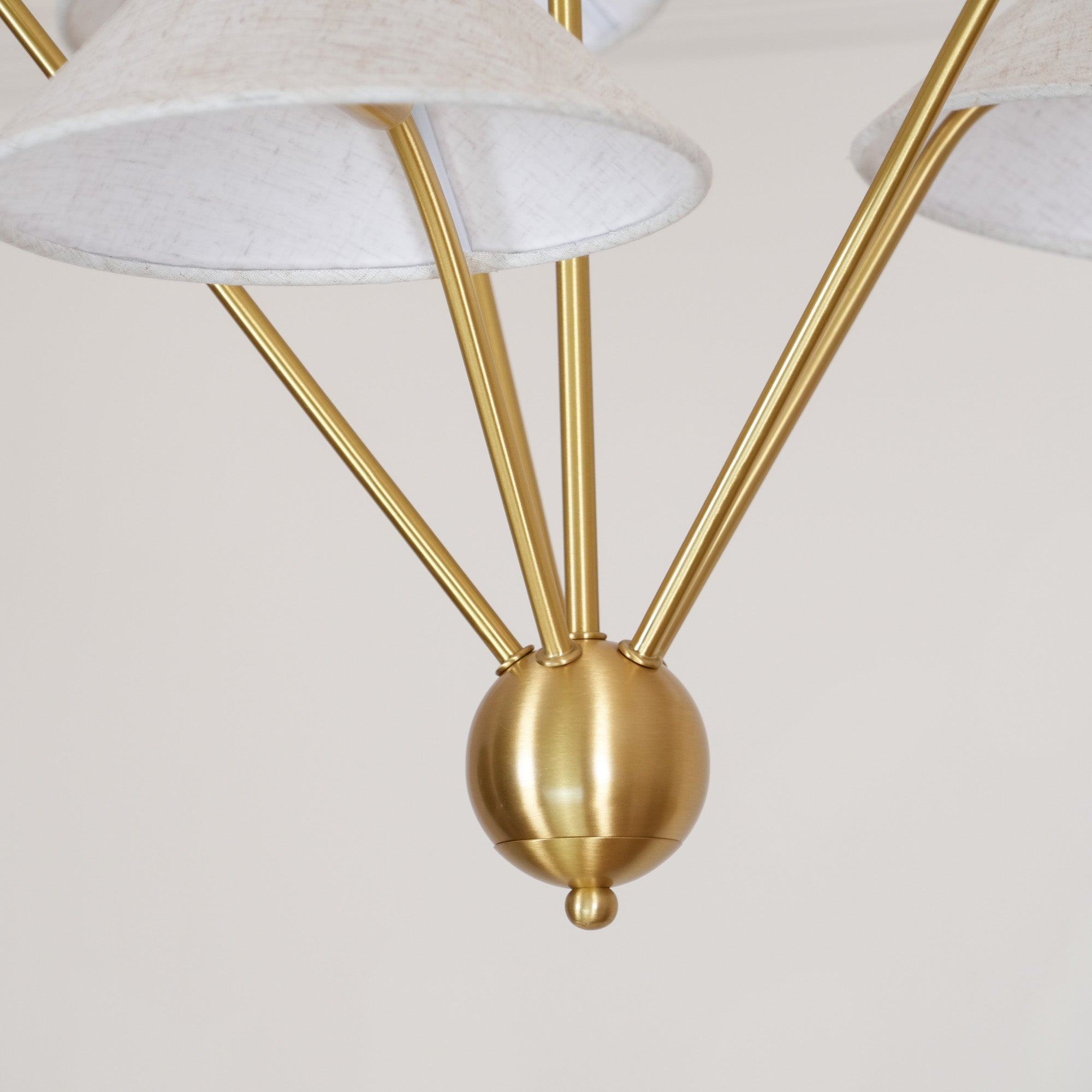 Lustra Lustre Laiton Courbé Beige