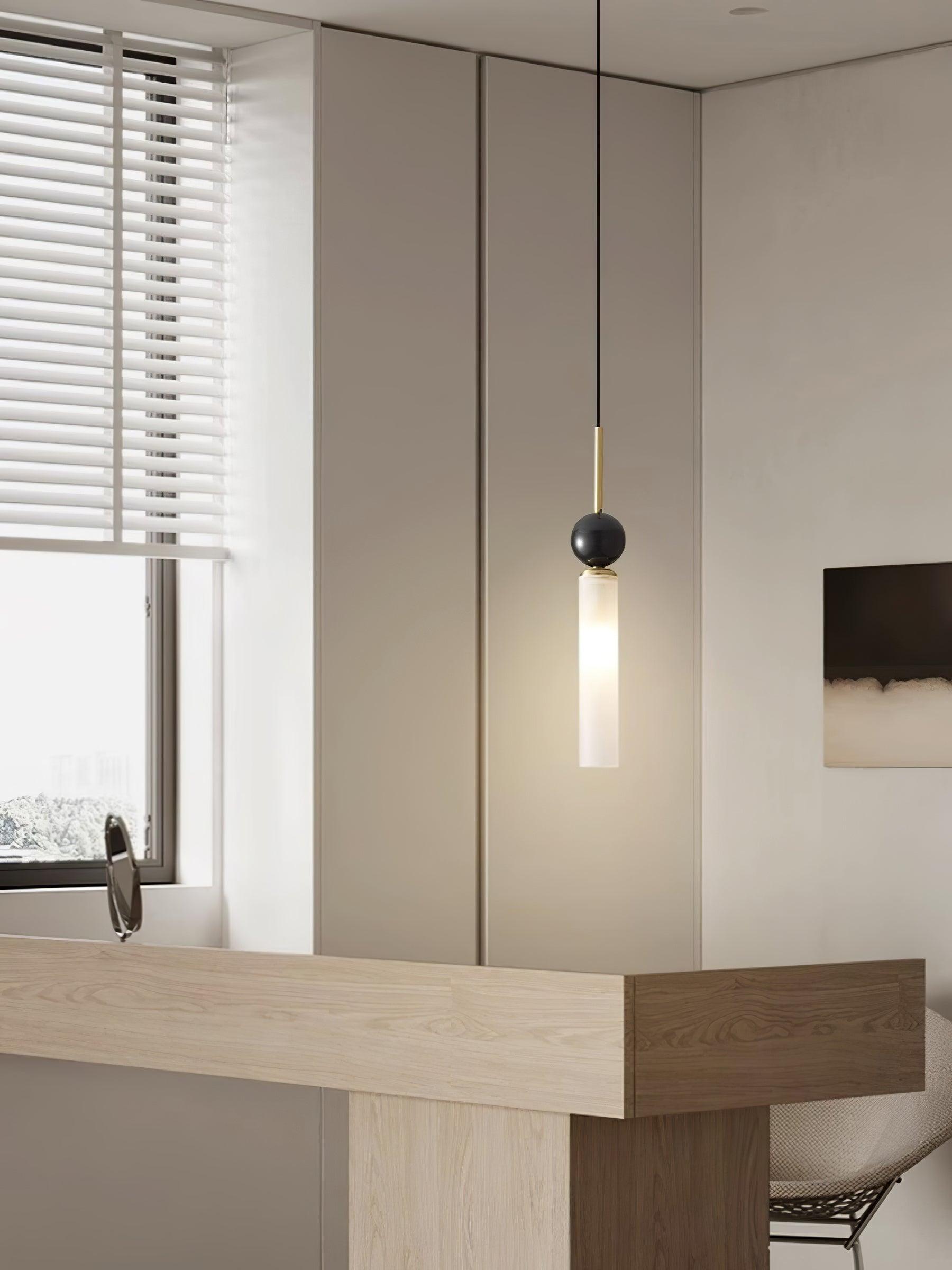 Thea Suspension minimaliste en marbre