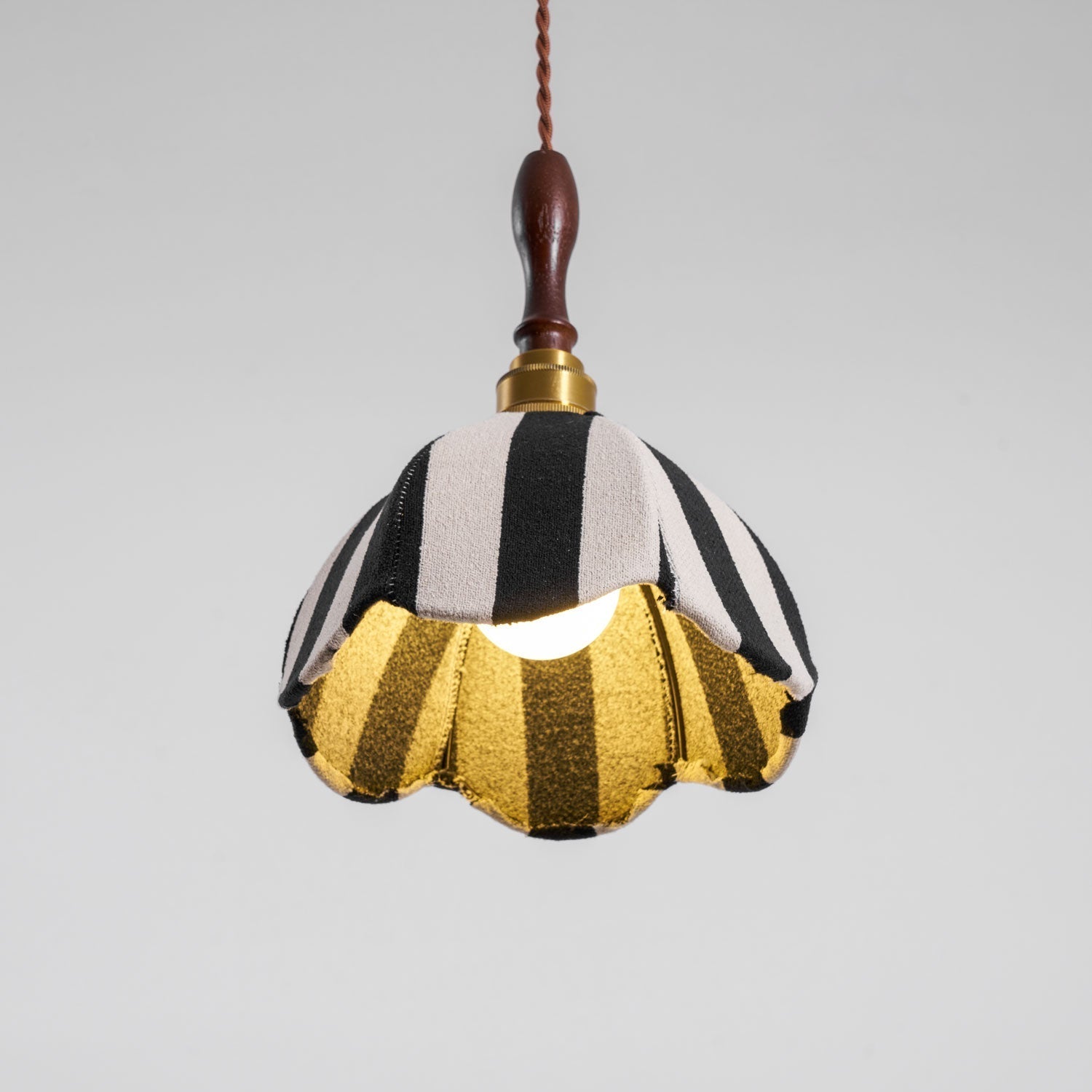 Isolder Suspension Moderne en Tissu