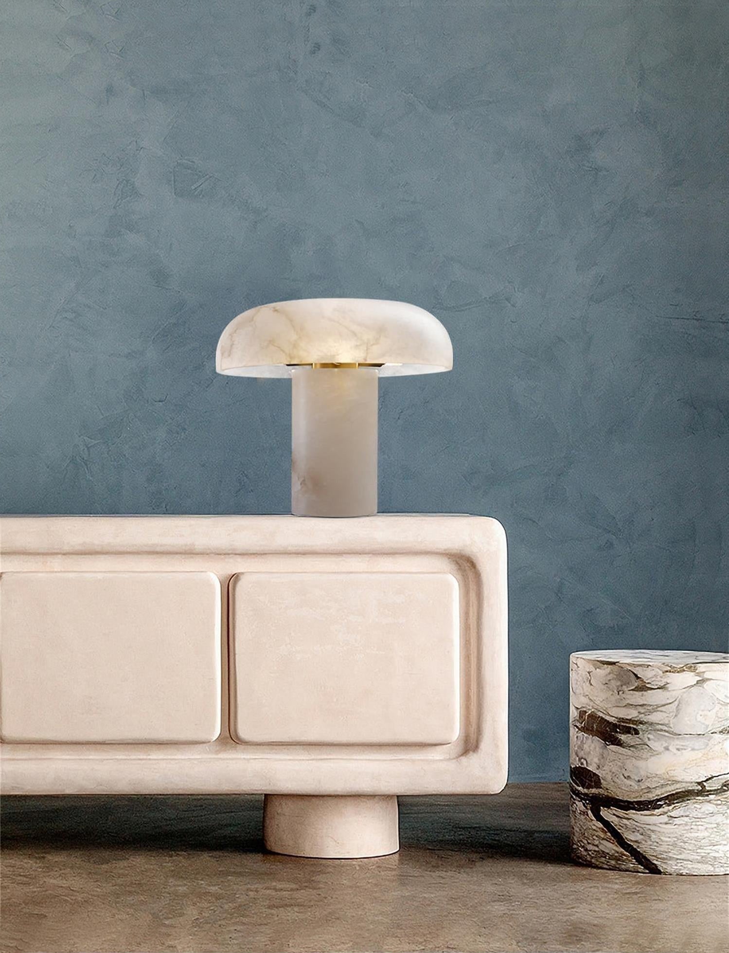Virelli Lampe de Table Abat-jour en Albâtre Champignon Base en Laiton Sculpturale Chaleureuse